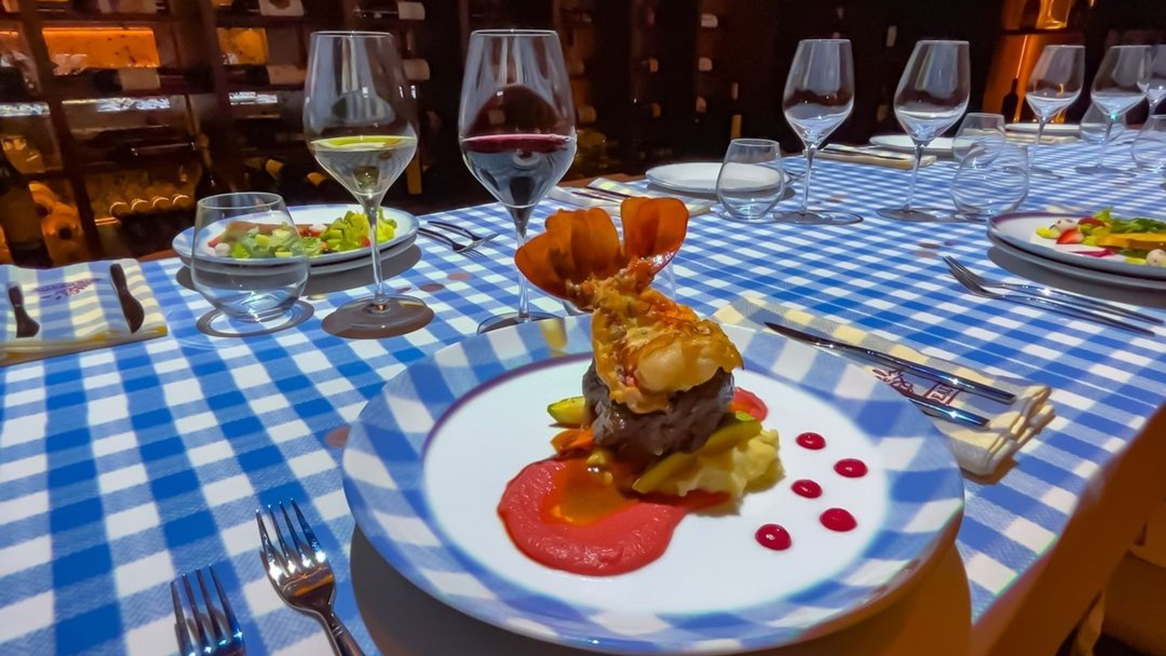 Le Petit Chef Experience-Bordeaux - slide 1