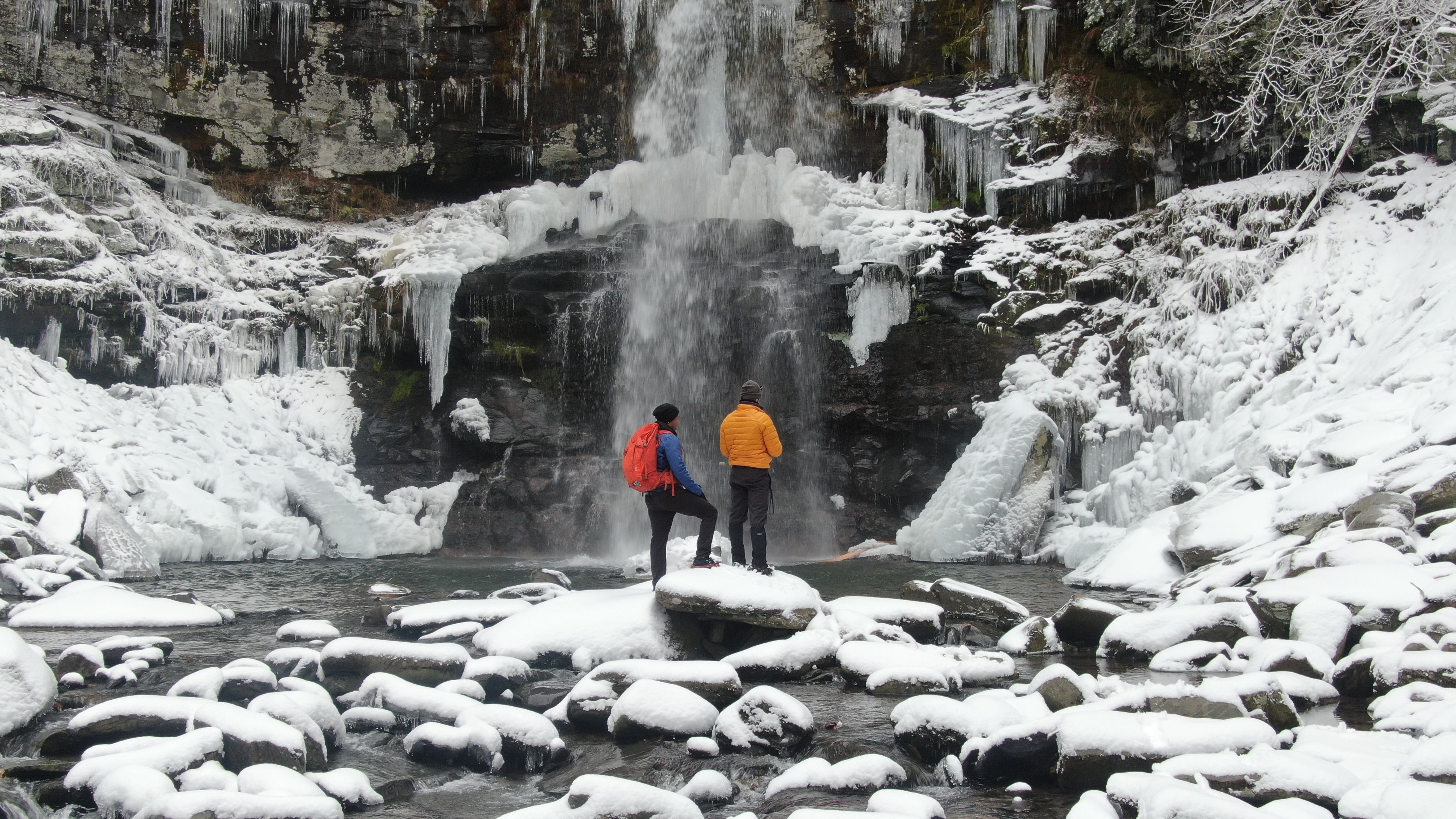 Winter Hiking & Photography Adventure - slide 1