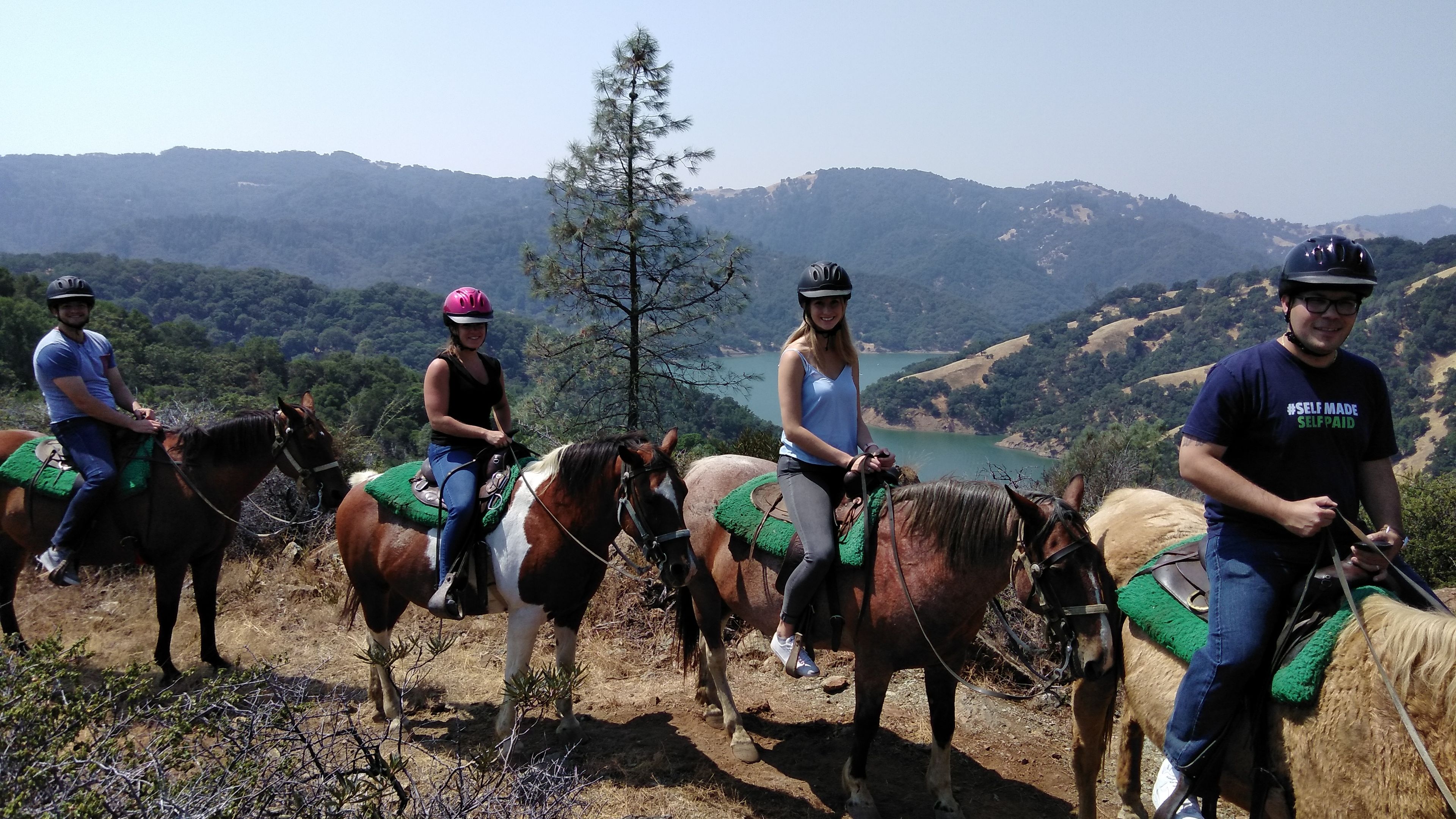 Lake Sonoma Horseback Experience - slide 2