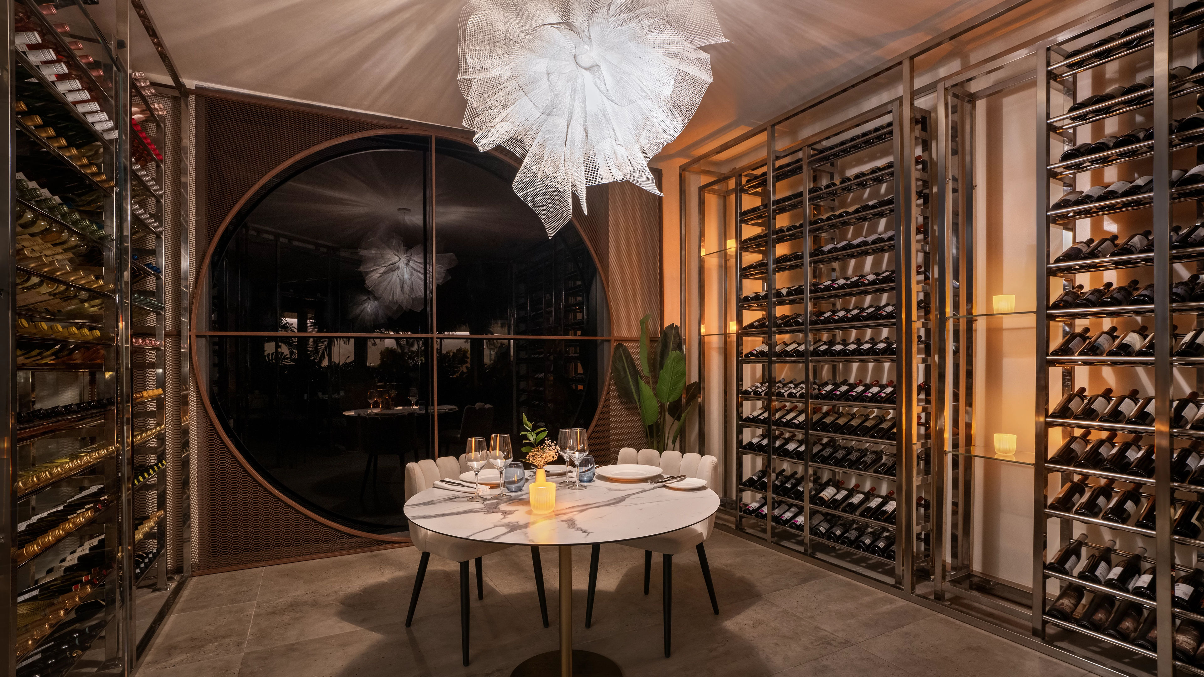 Wine Cellar Dinner - 滑动 1