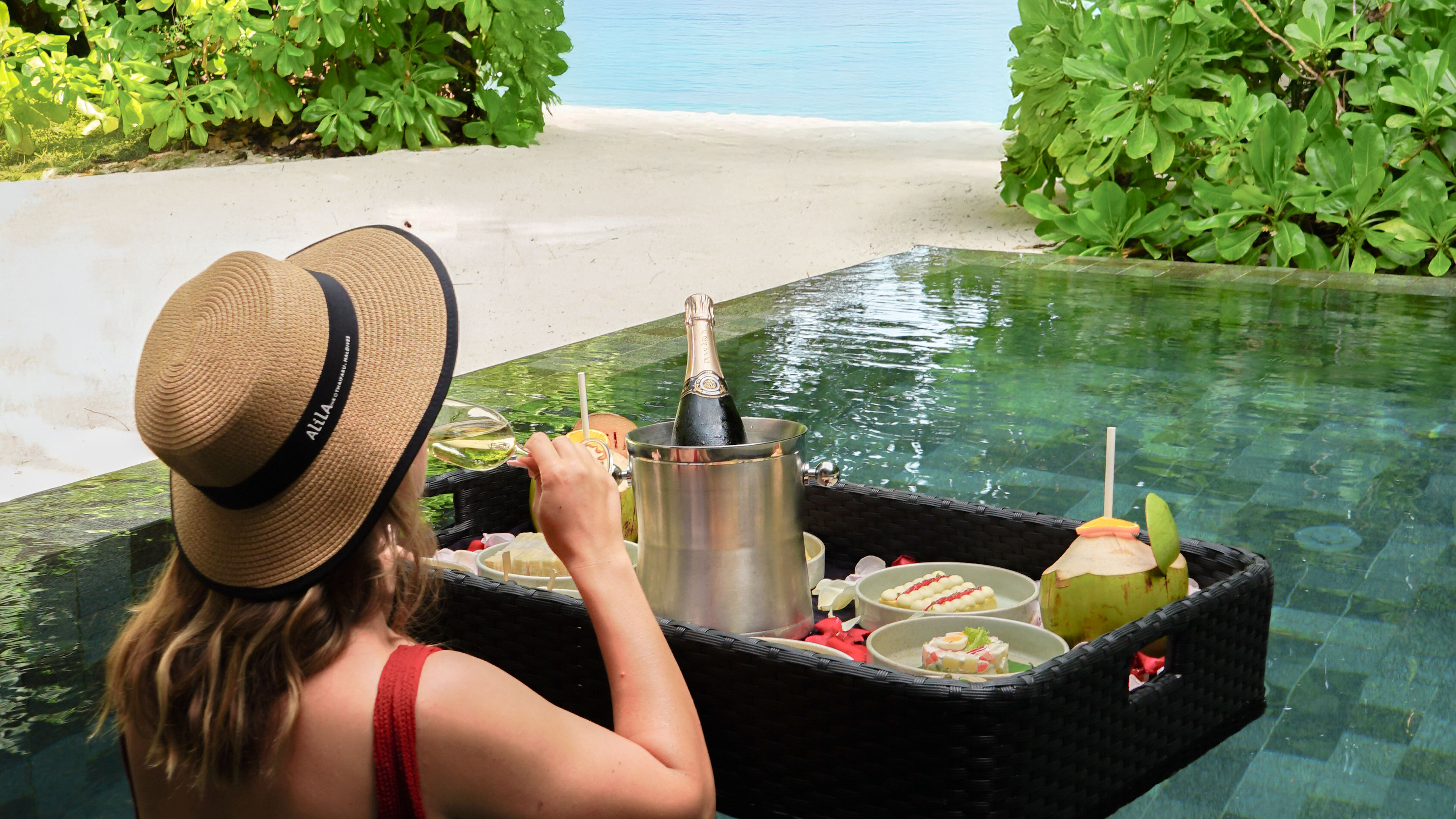 Floating Lunch  - Folie 1