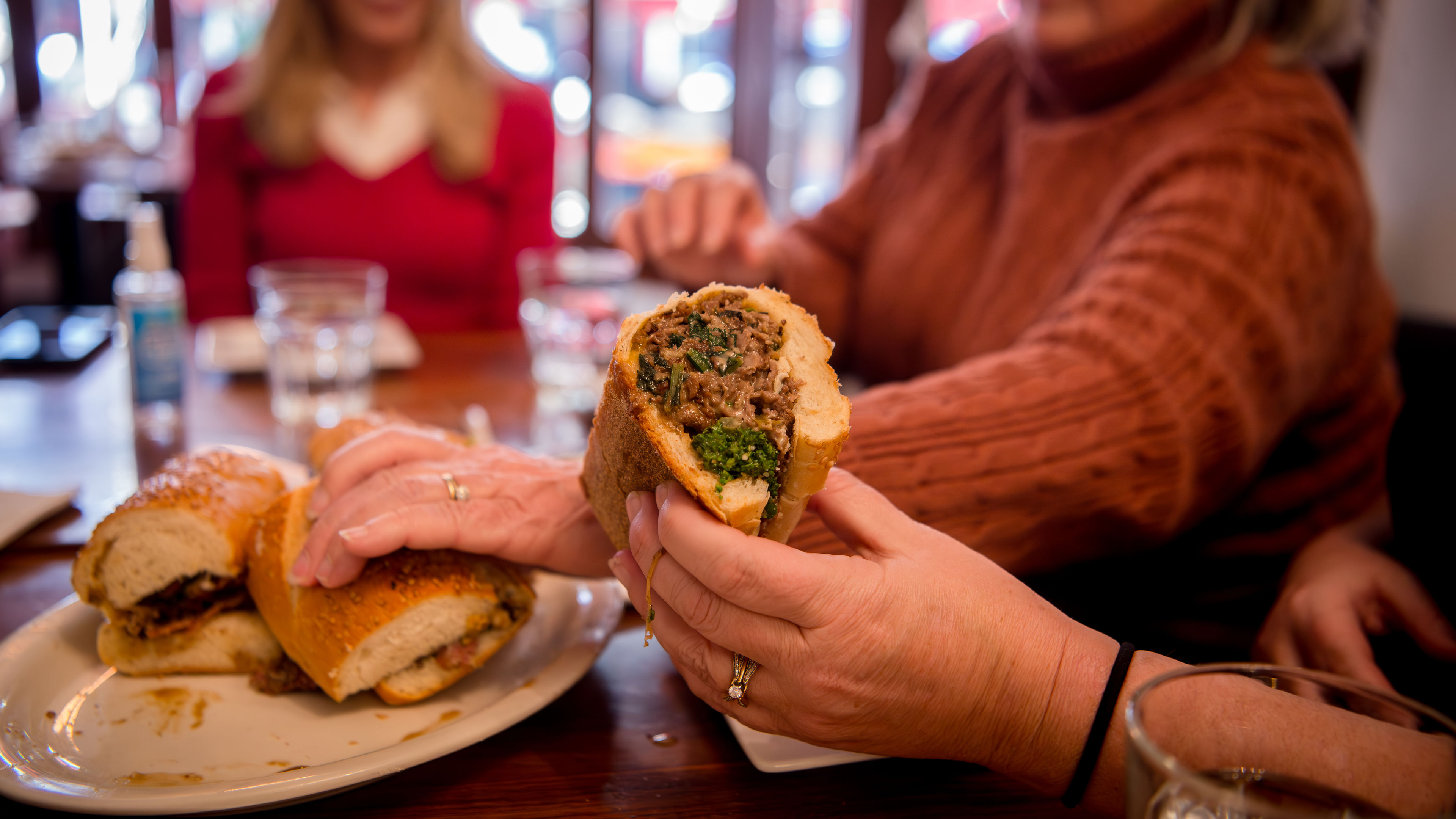 Inside the Italian Market: Tasting Journey - diapositive 1