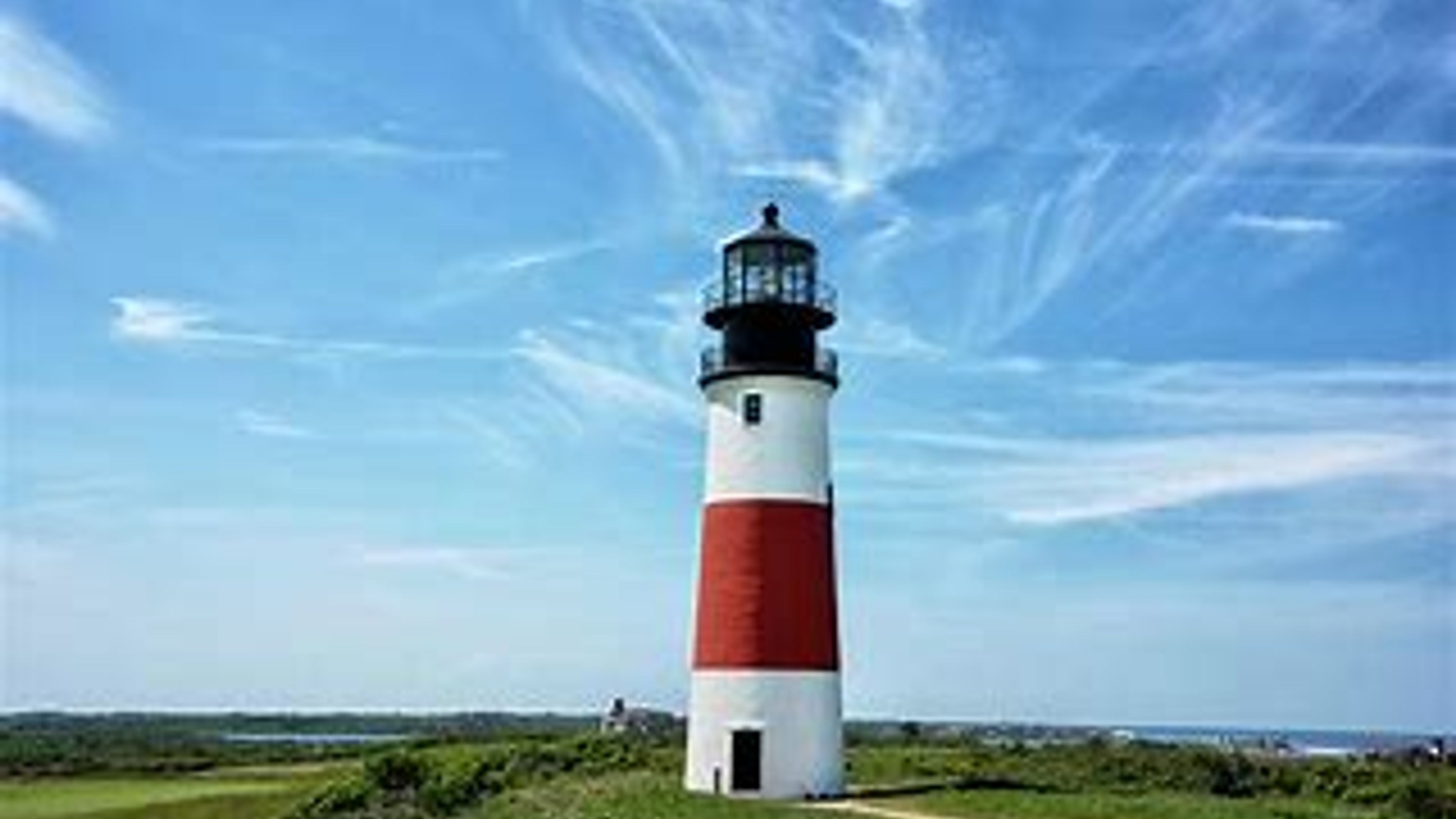 Discover Nantucket Scenic Driving Tour - slide 1