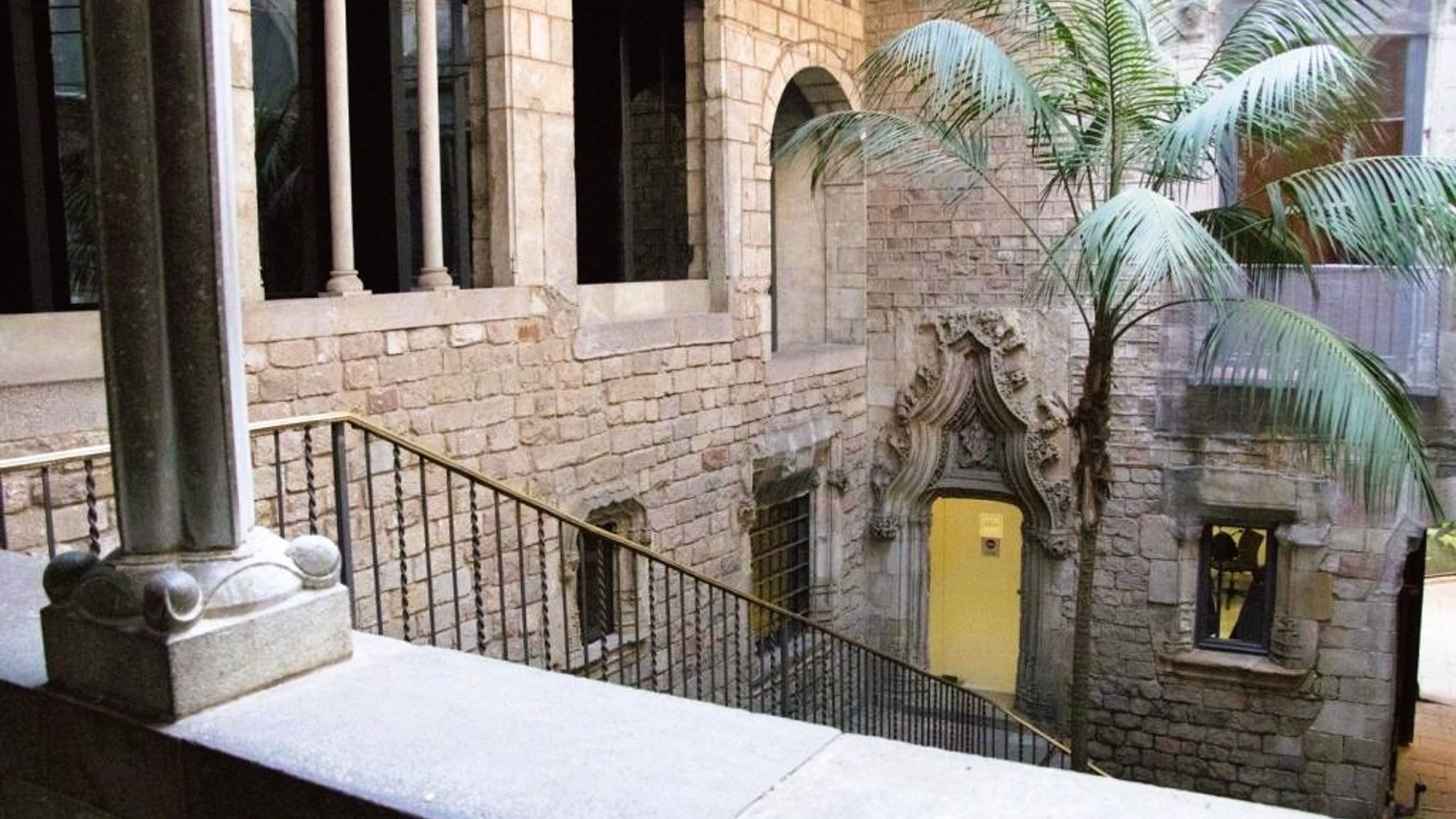 Picasso's Museum in Barcelona: Your Private Tour From Blue period to Cubism - deslizar 4