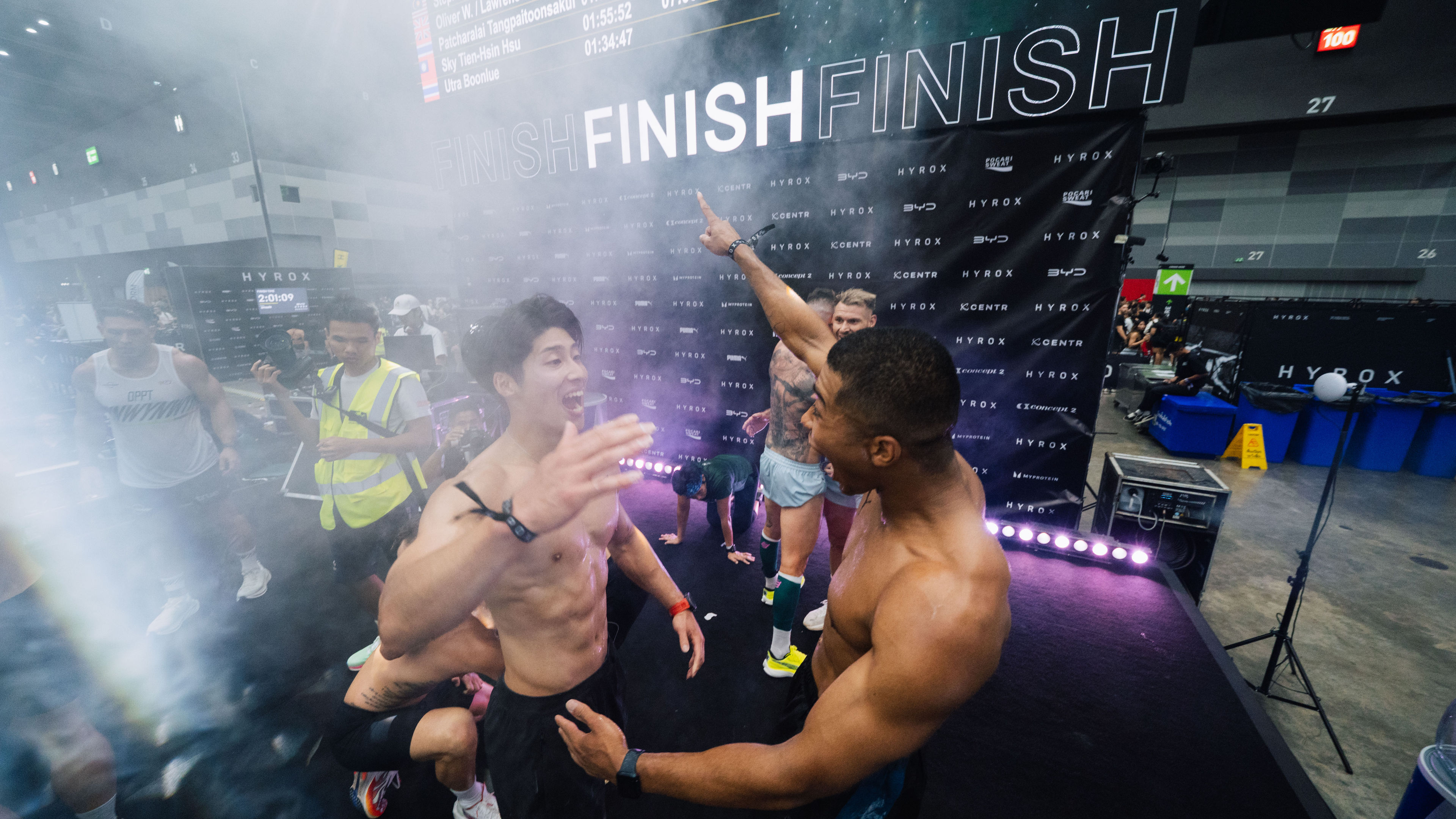 HYROX Bangkok 2026 Relay Race-cation - Folie 3