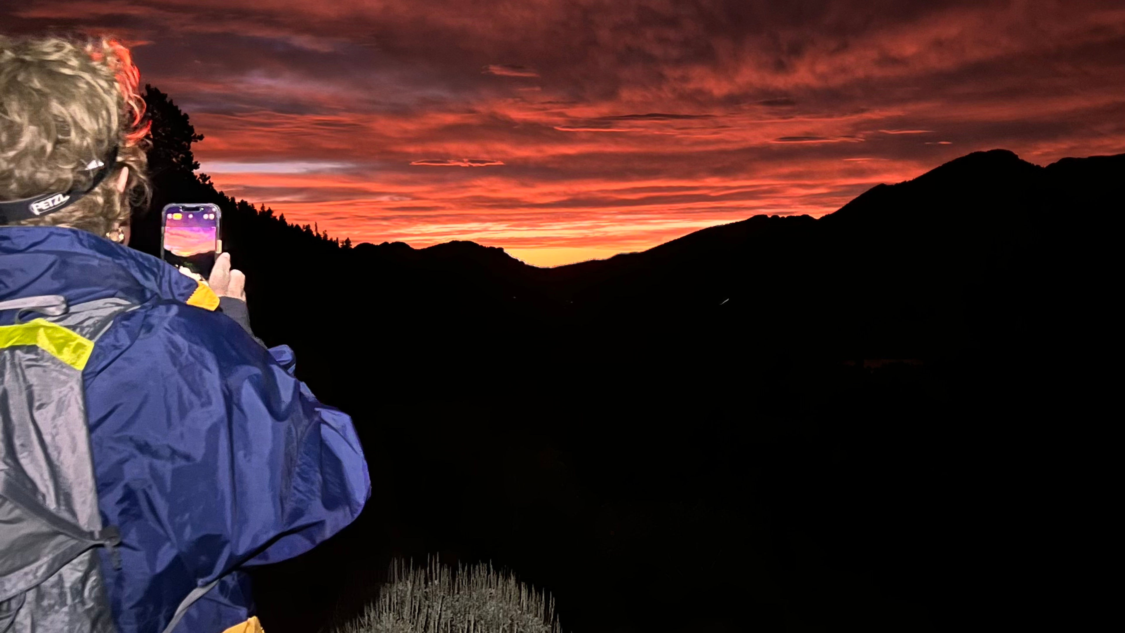 Sunrise Hikes in Rocky Mountain National Park - スライド 2