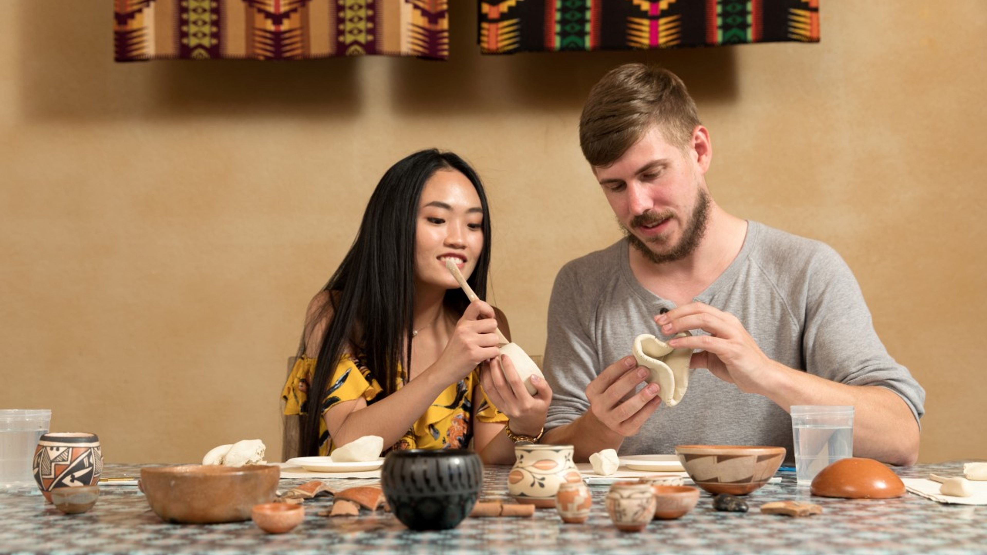 Clay & Culture: Pottery Making - Folie 1