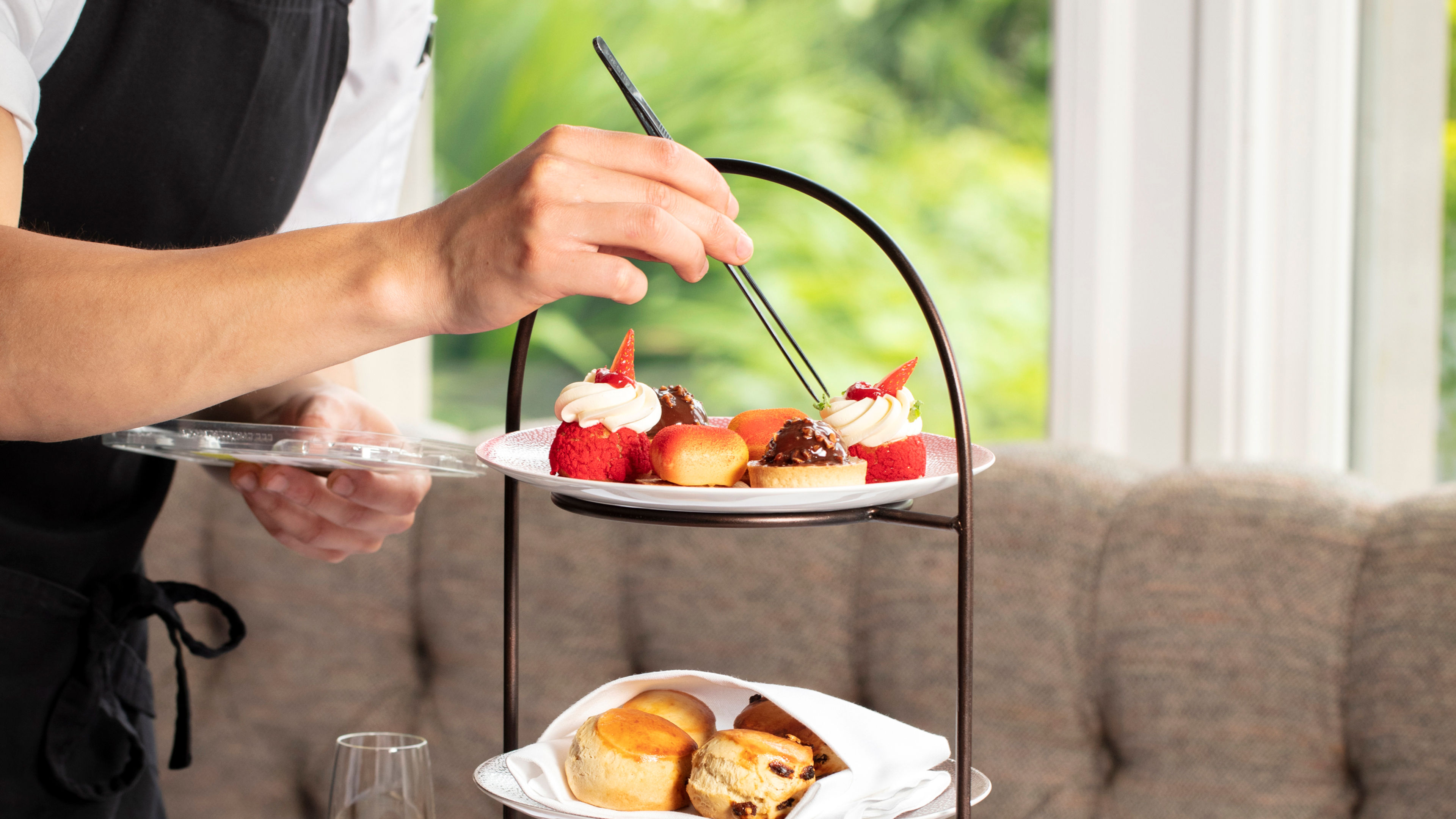 Afternoon Tea - 滑動 4