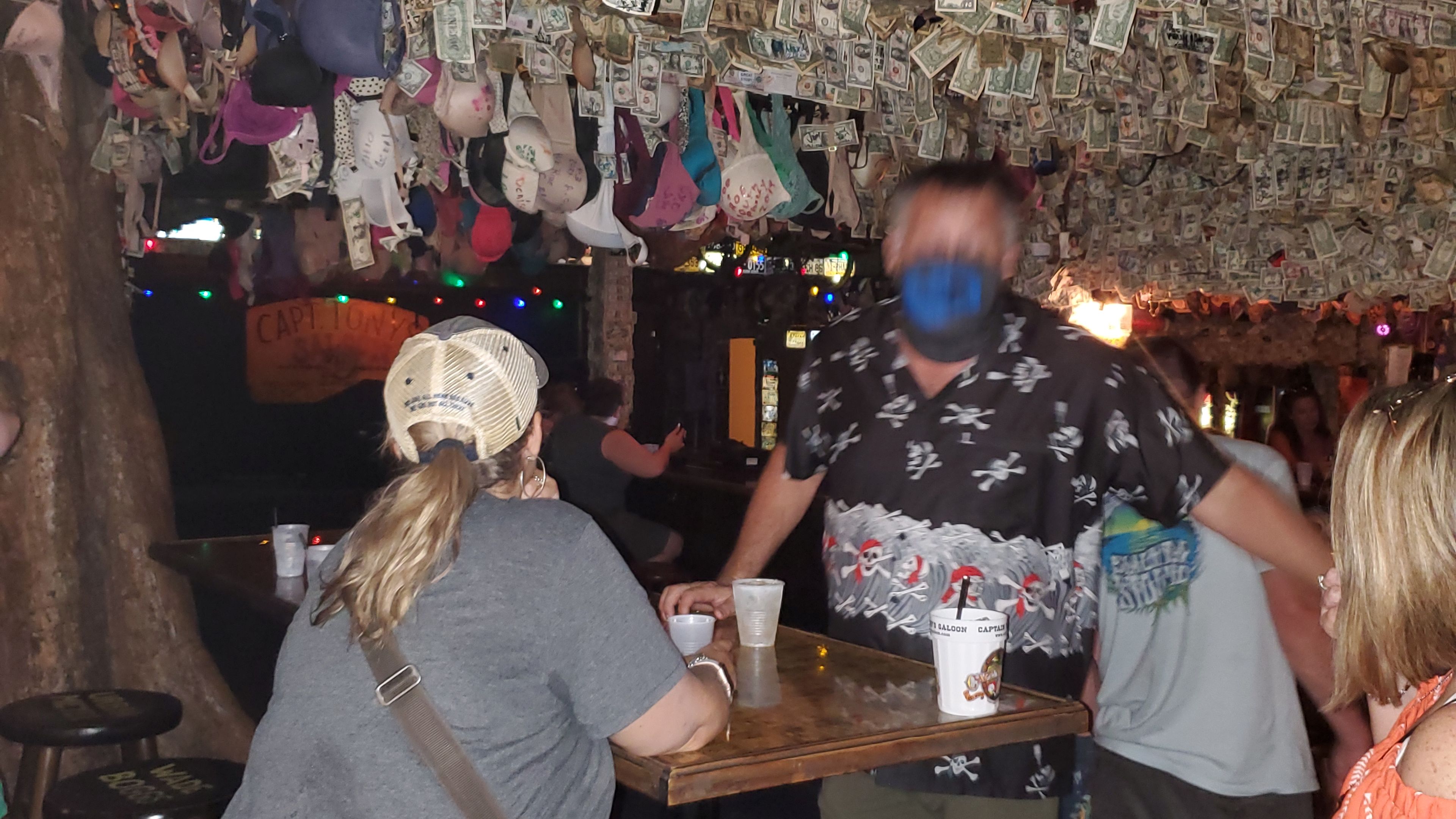 Private Ghost Tour and Nightlife Experience - slide 4