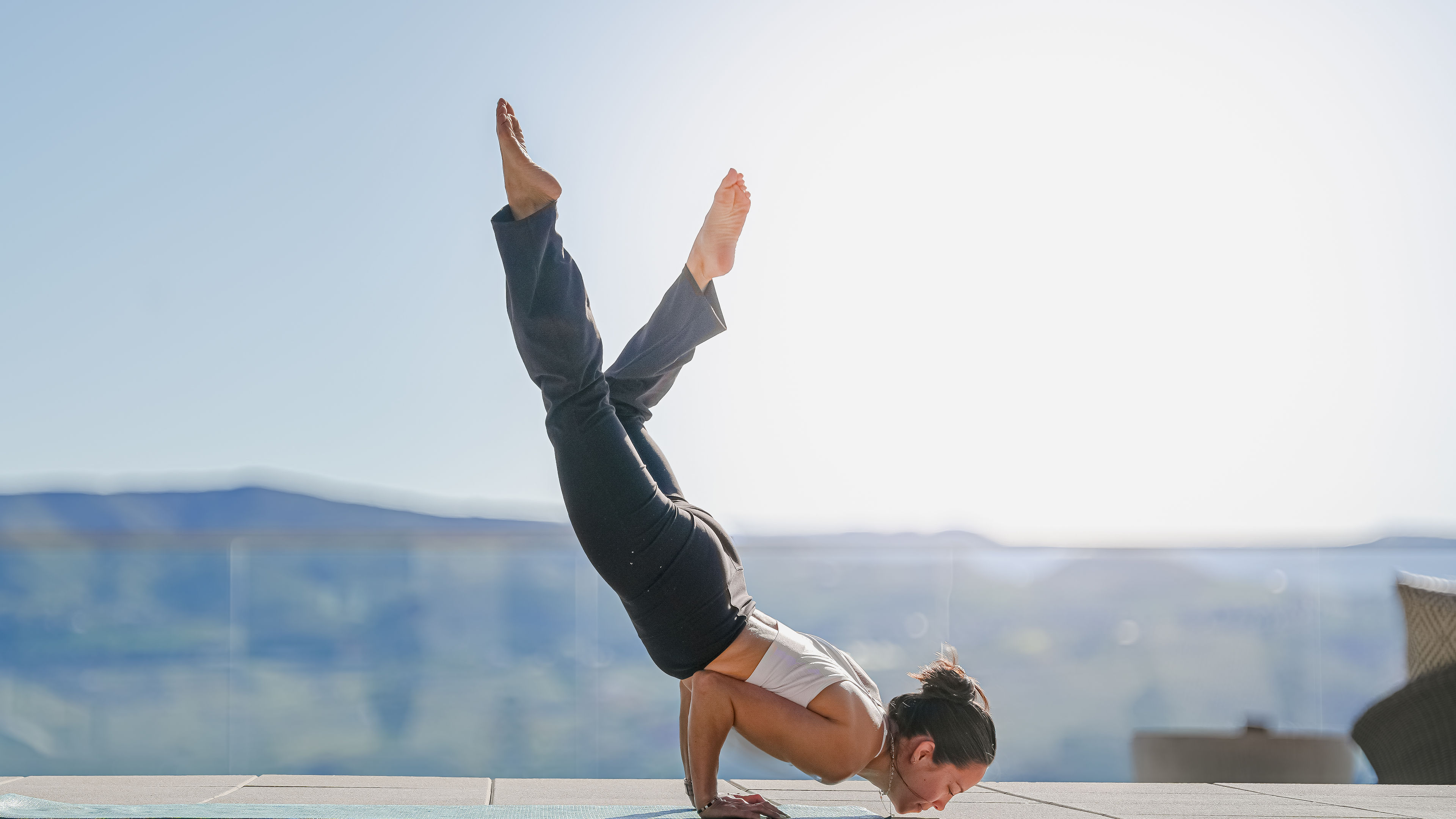 Sunrise Yoga Flow - Every Friday, Saturday + Sunday - 滑動 3