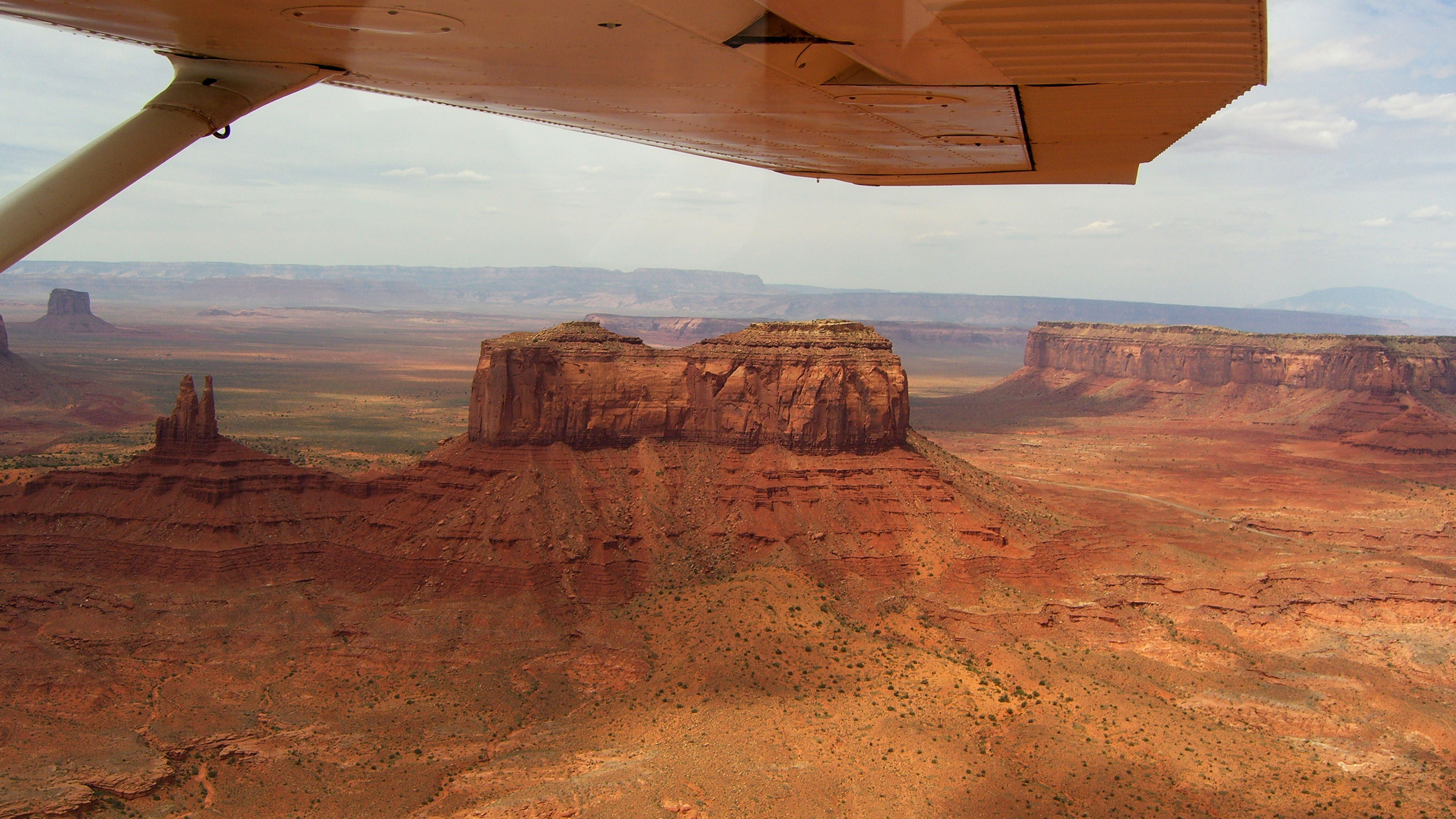 Monument Valley & Canyonlands Airplane Tour - slide 2