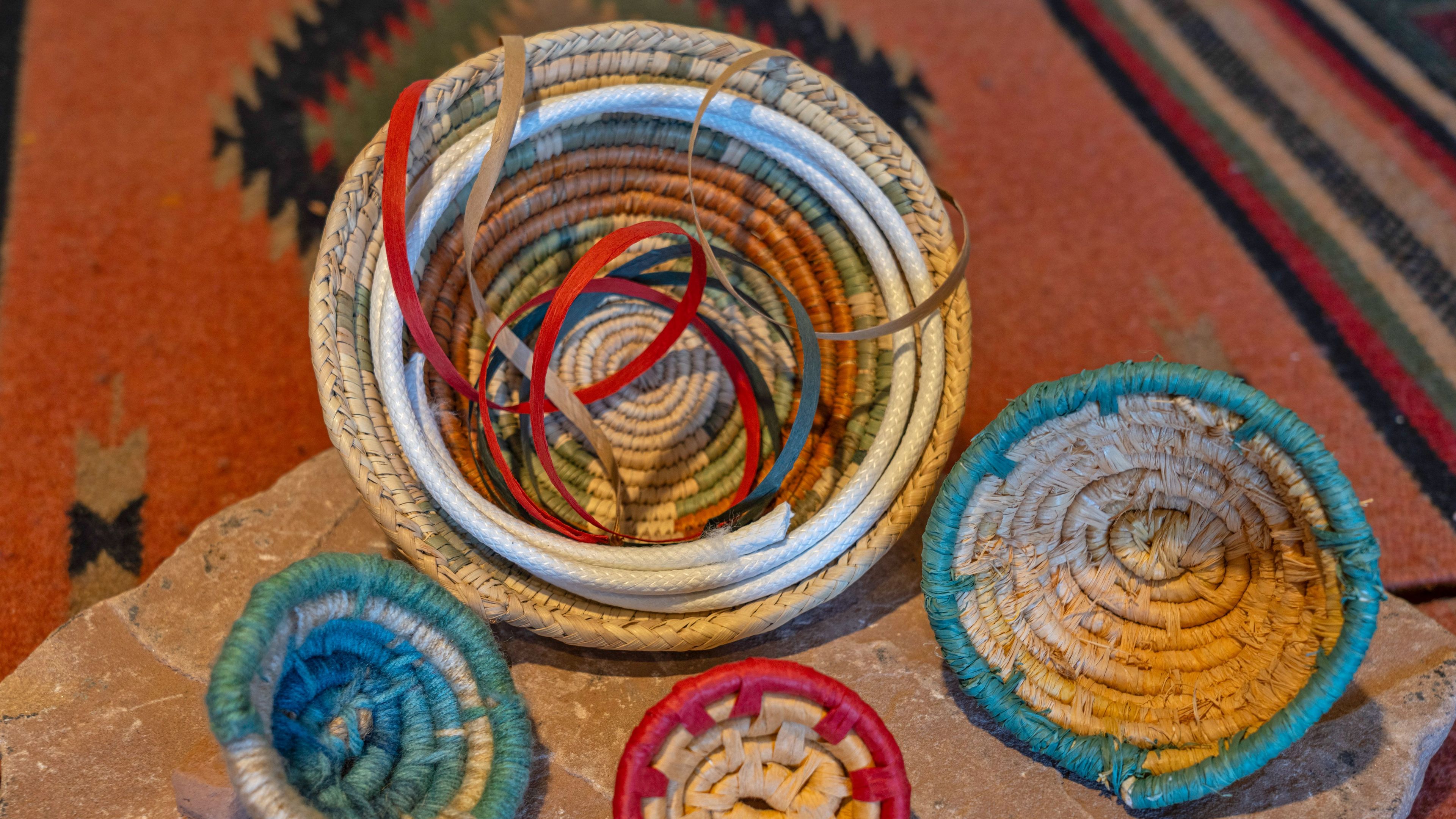 Basket Making - 滑動 1