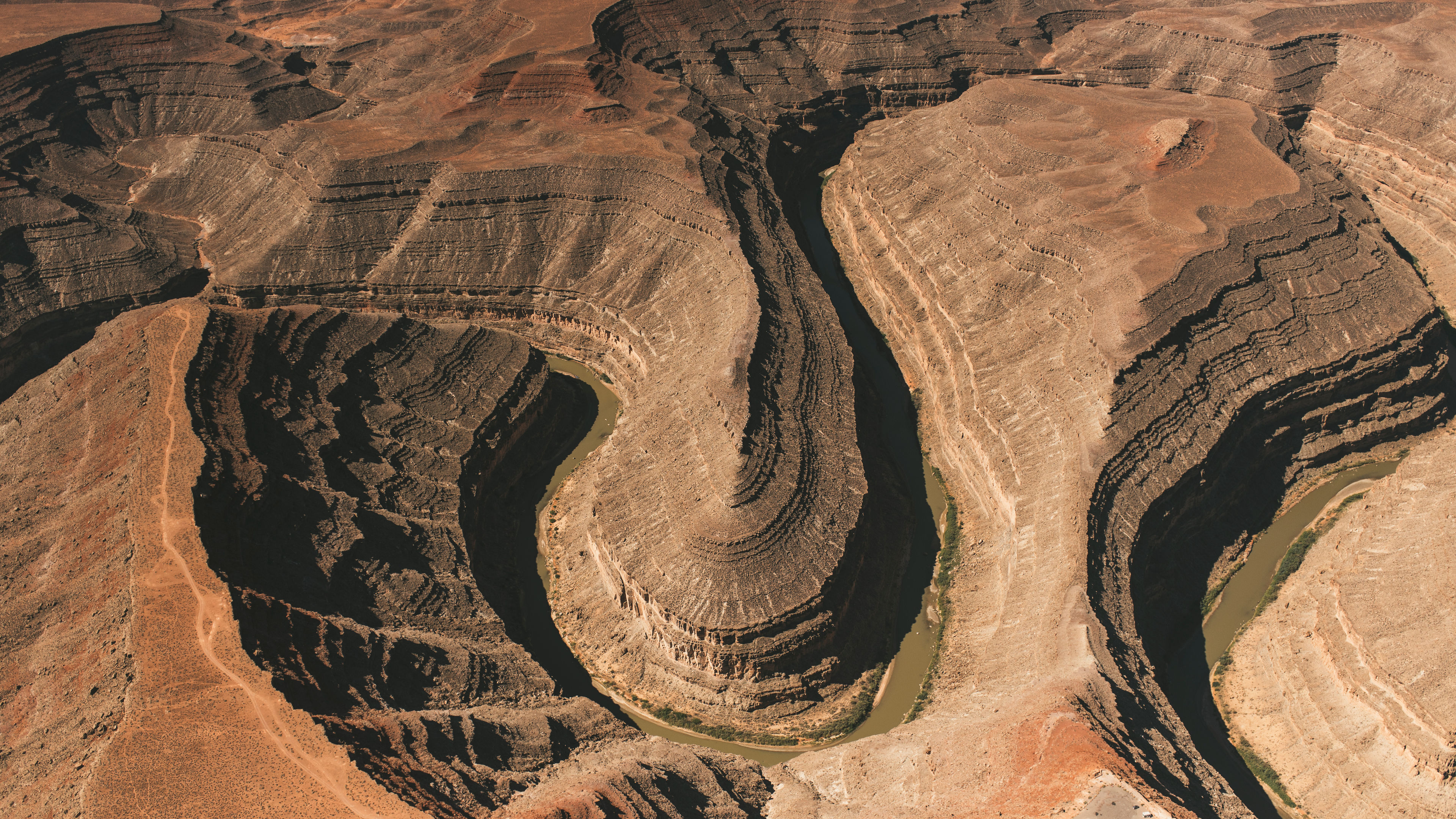 Canyonlands & Arches National Parks Combo Airplane Tour - slide 4