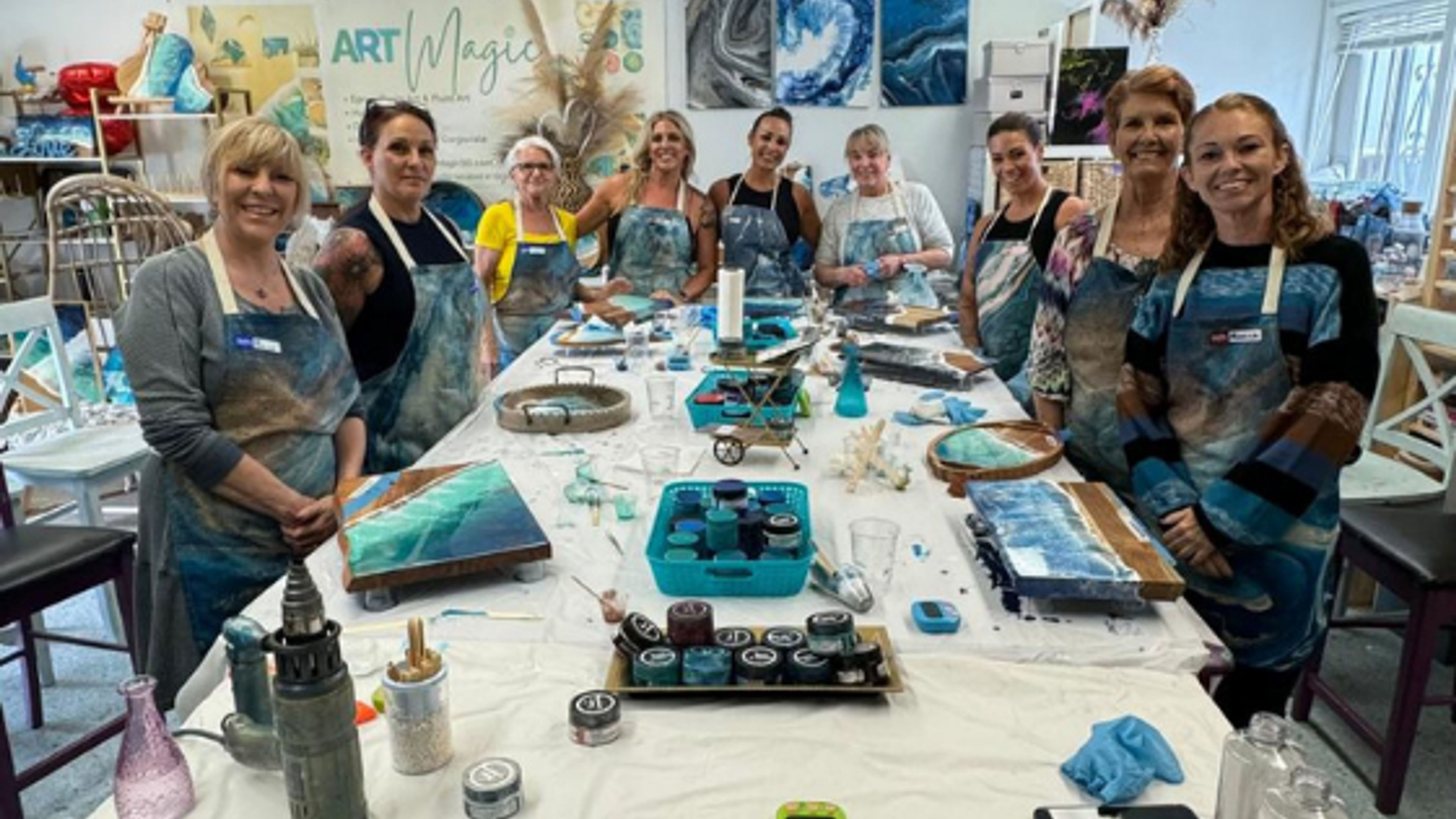 Epoxy Resin Ocean Cheeseboard Workshop - deslizar 14