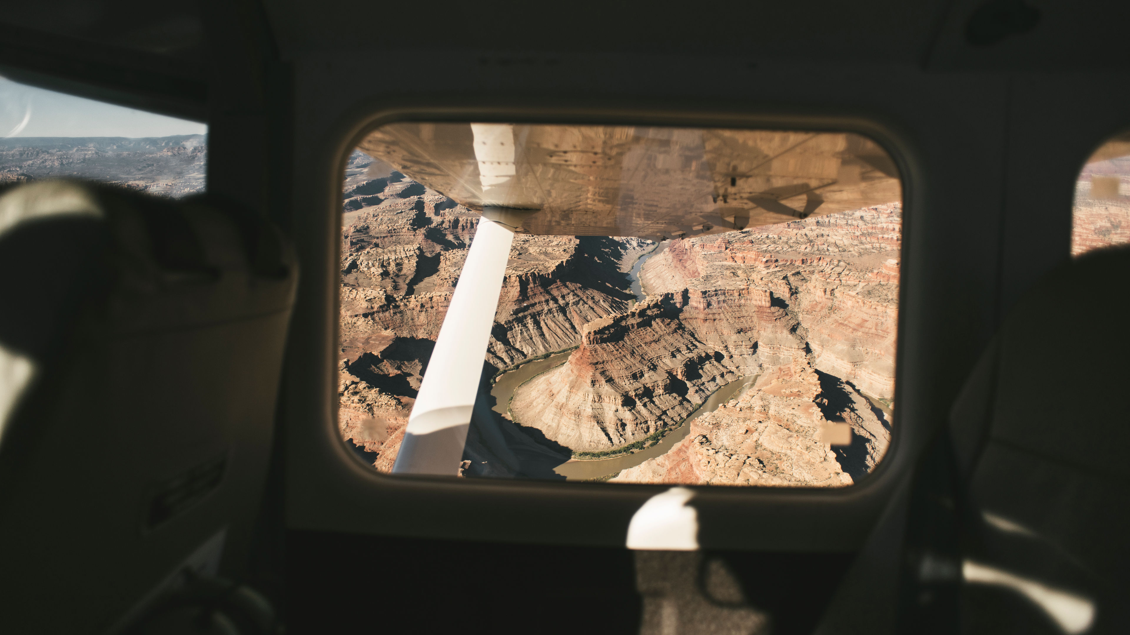 Canyonlands & Arches National Parks Combo Airplane Tour - slide 6