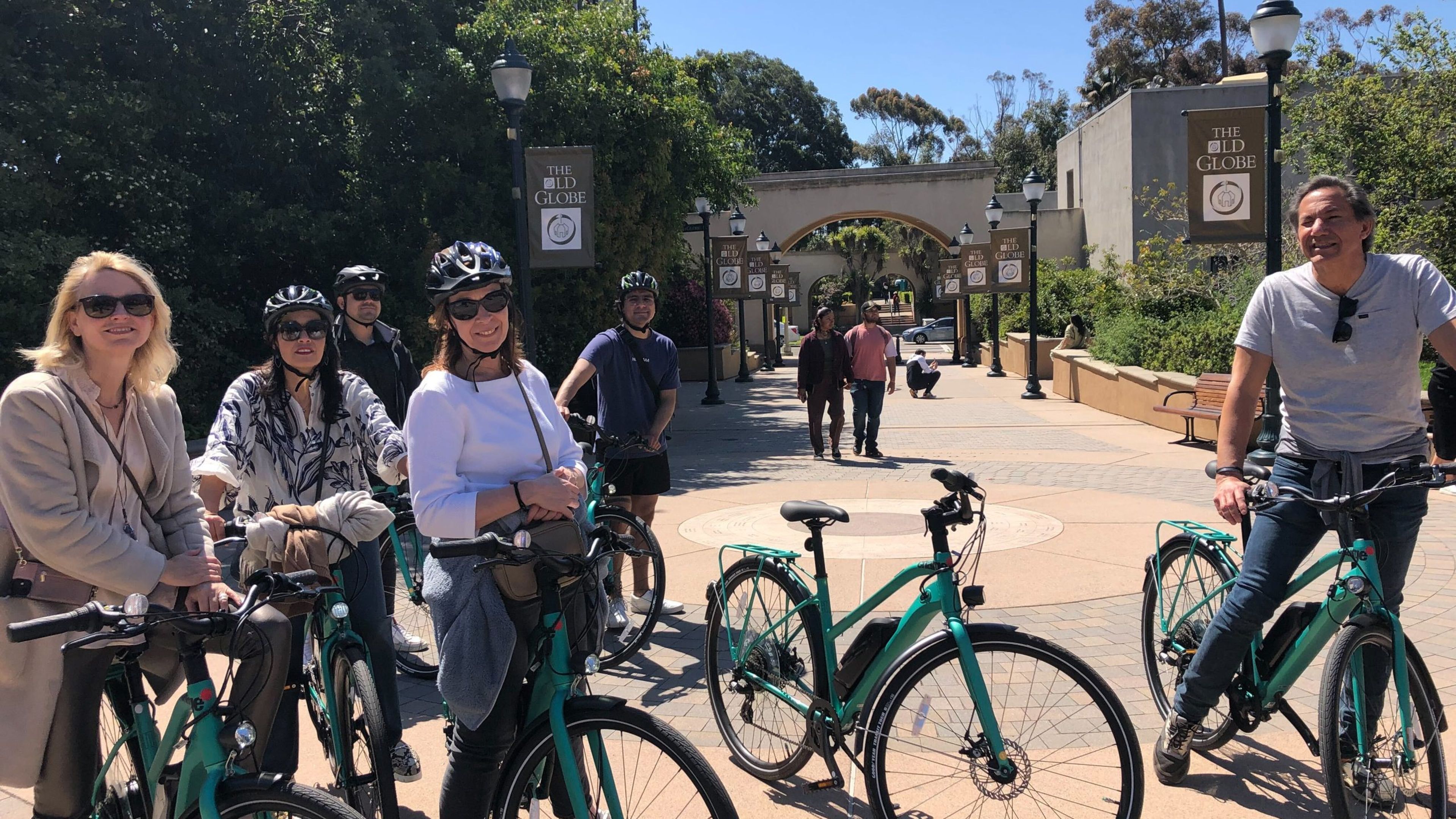 San Diego Bike Rentals - slide 1