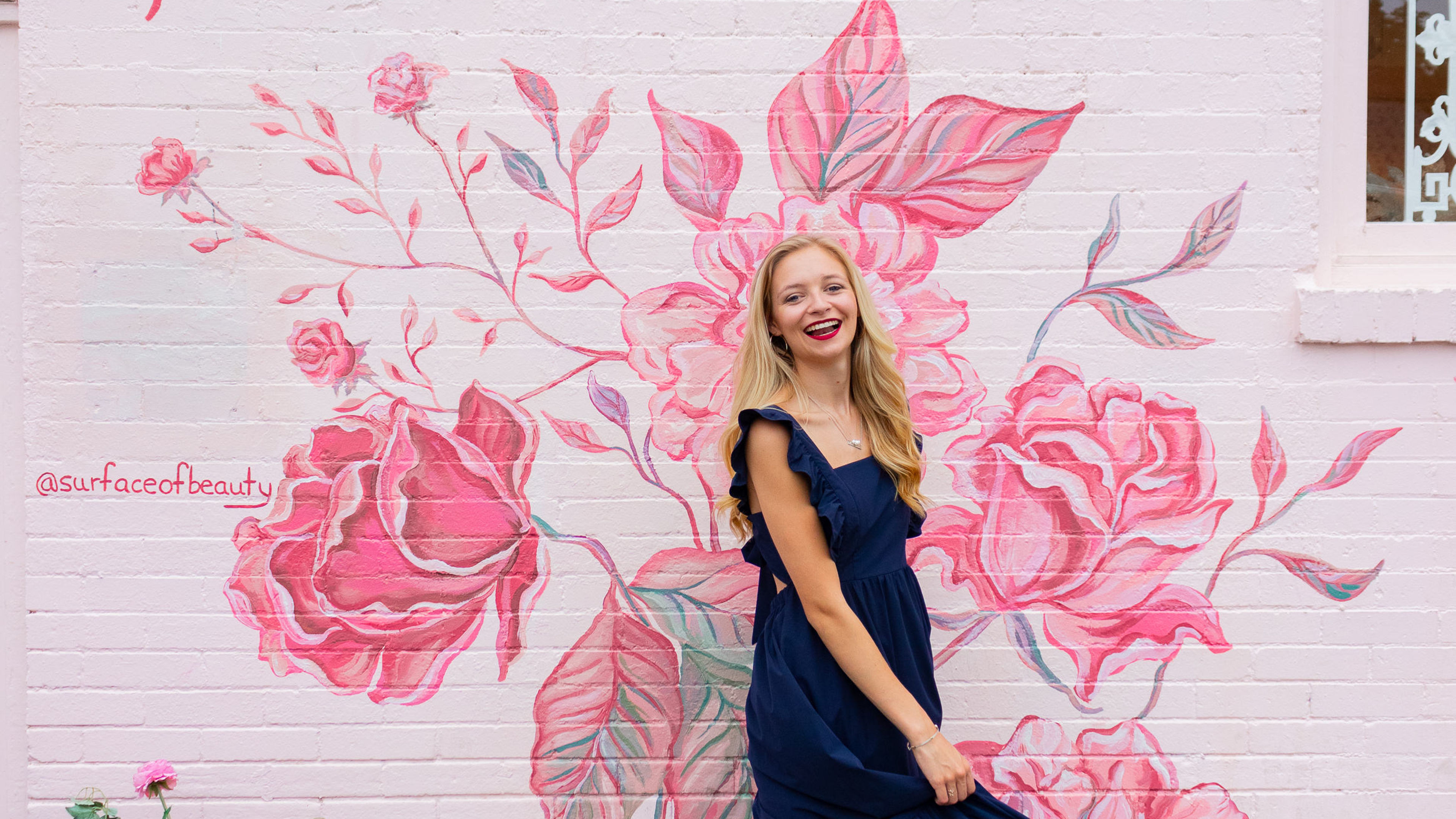 Nashville Mural Photoshoot Experience - slide 4