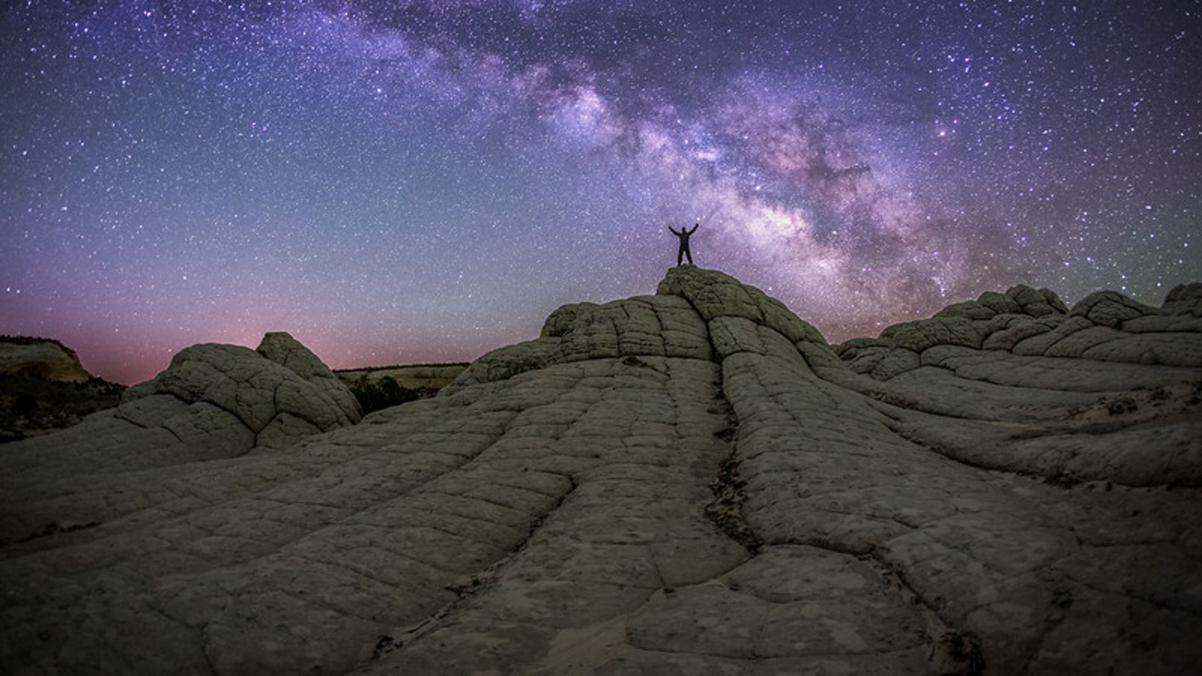 Amazing White Pockets of Vermilion Cliffs - slide 7