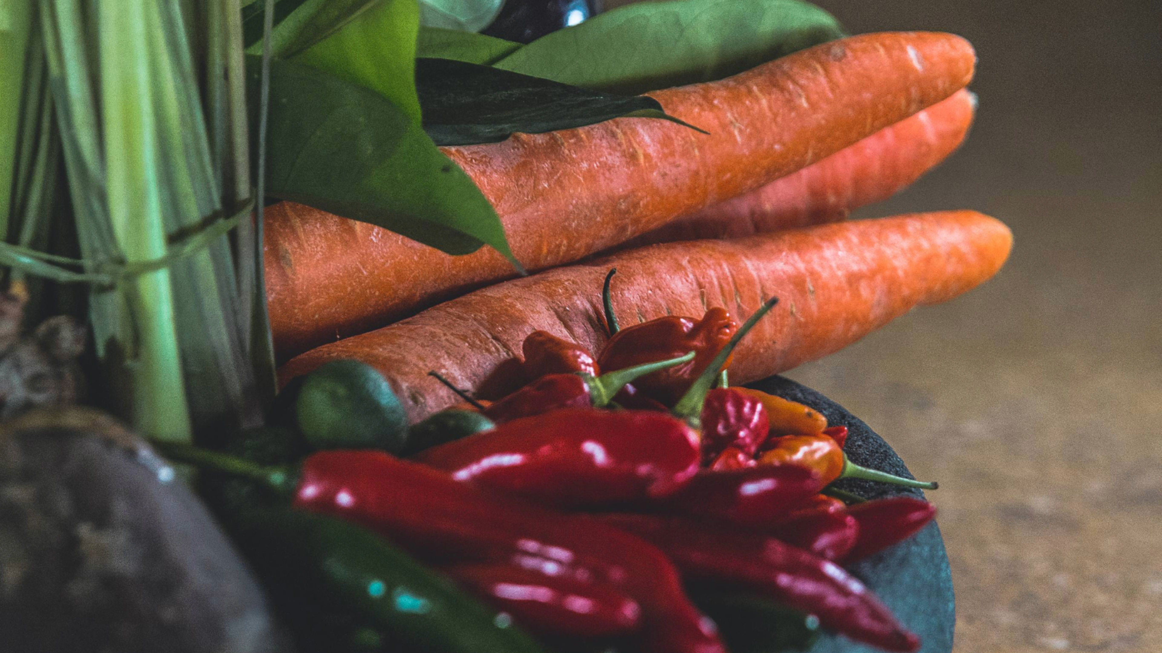 Local Authentic Spices - スライド 1
