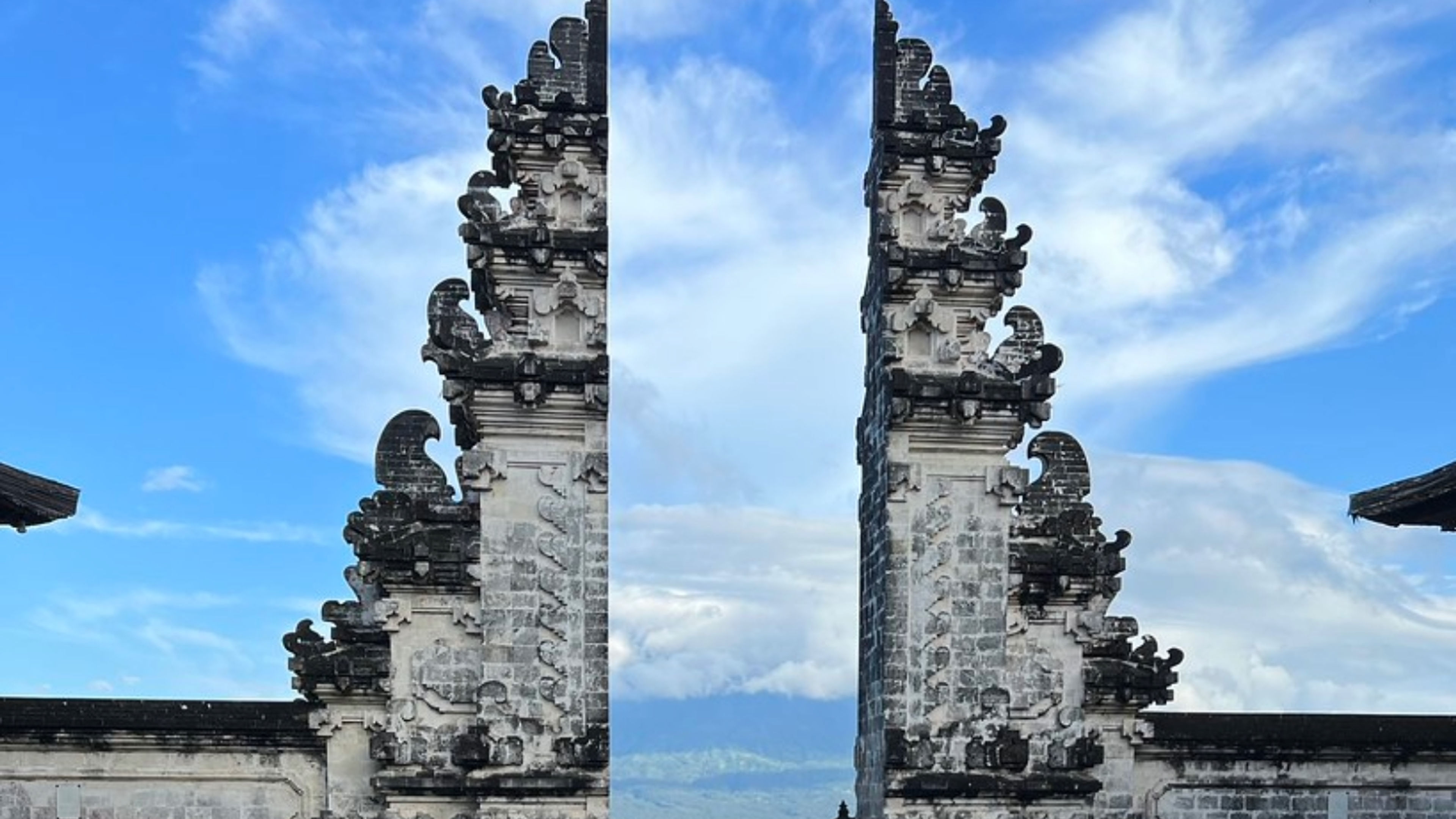 Sightseeing to Lempuyang - 슬라이드 1