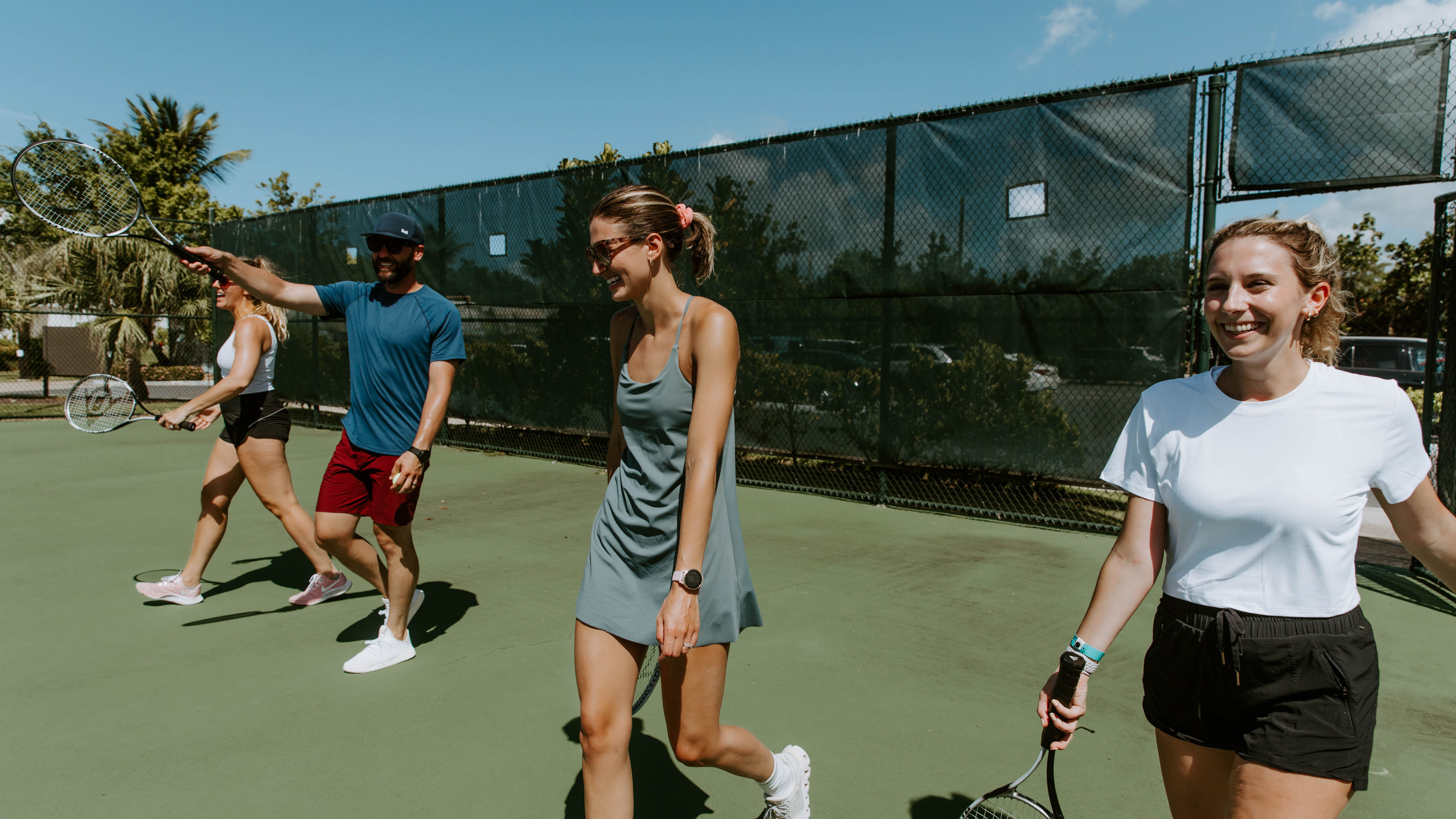 Pickleball & Tennis Mornings  - 滑動 2