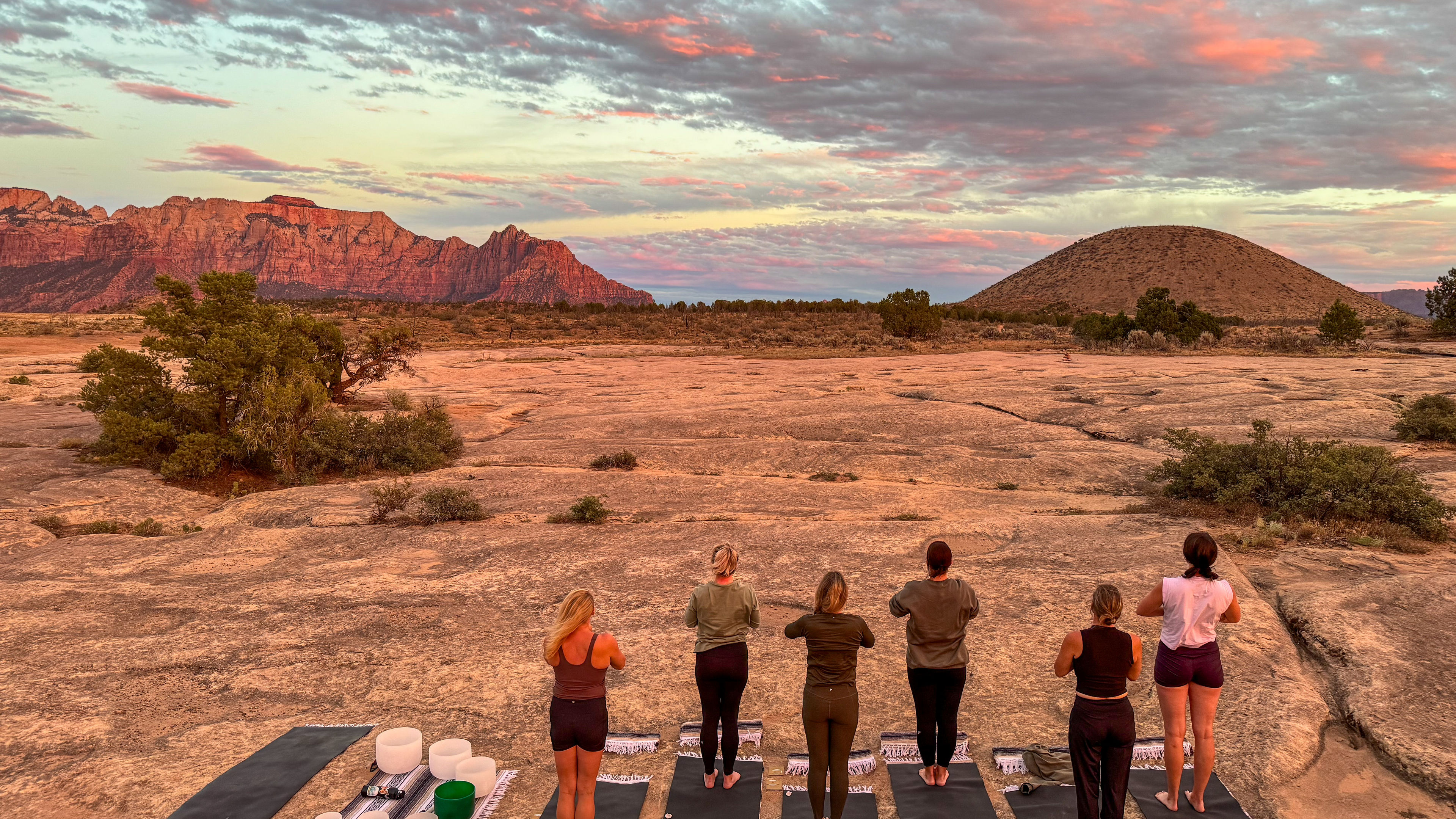 Cosmic Flow: Yoga + Meditation + Sound + Nature - 滑動 6