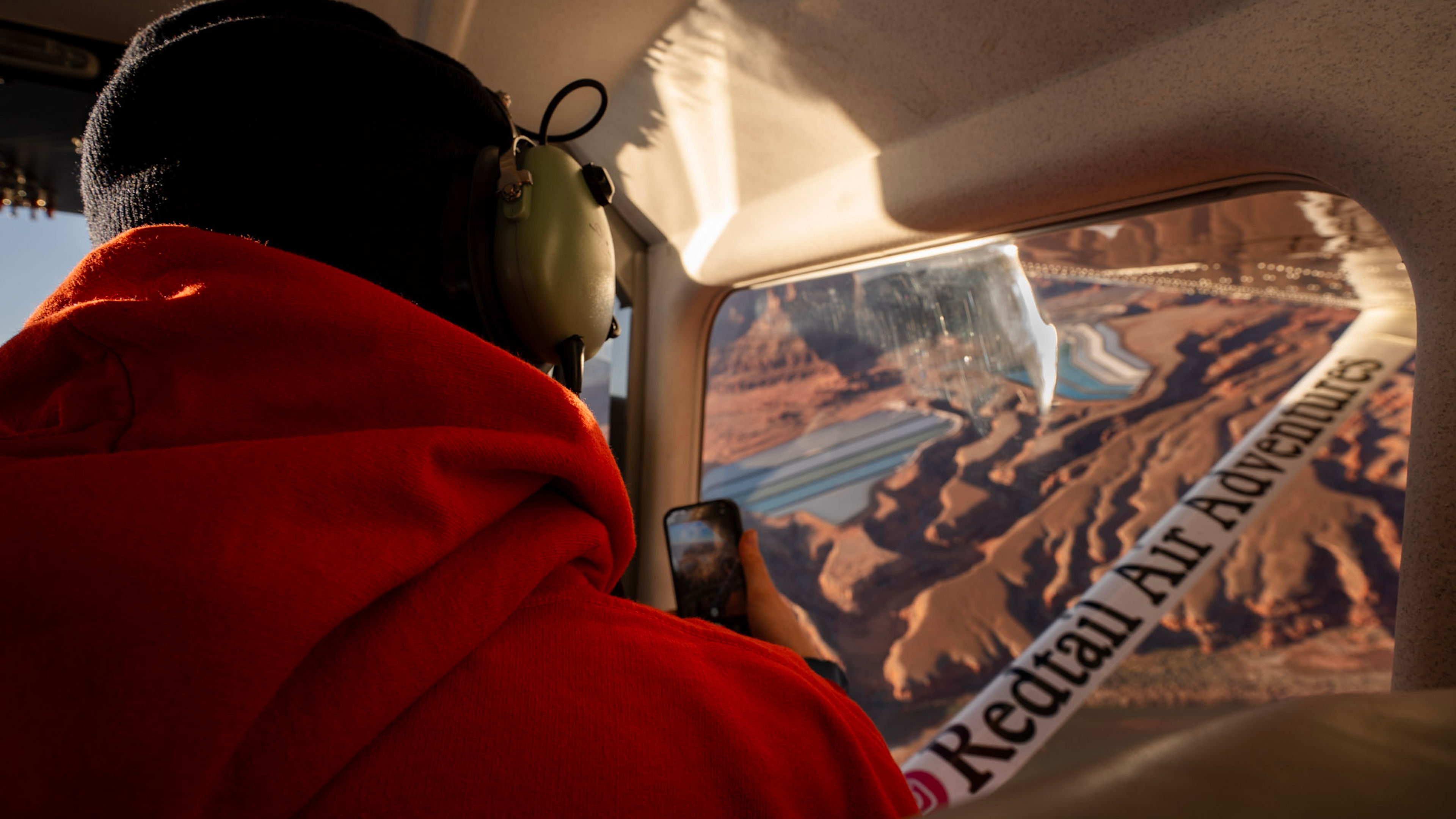 Private Sunset In Canyon Country Air Tour  - slide 7