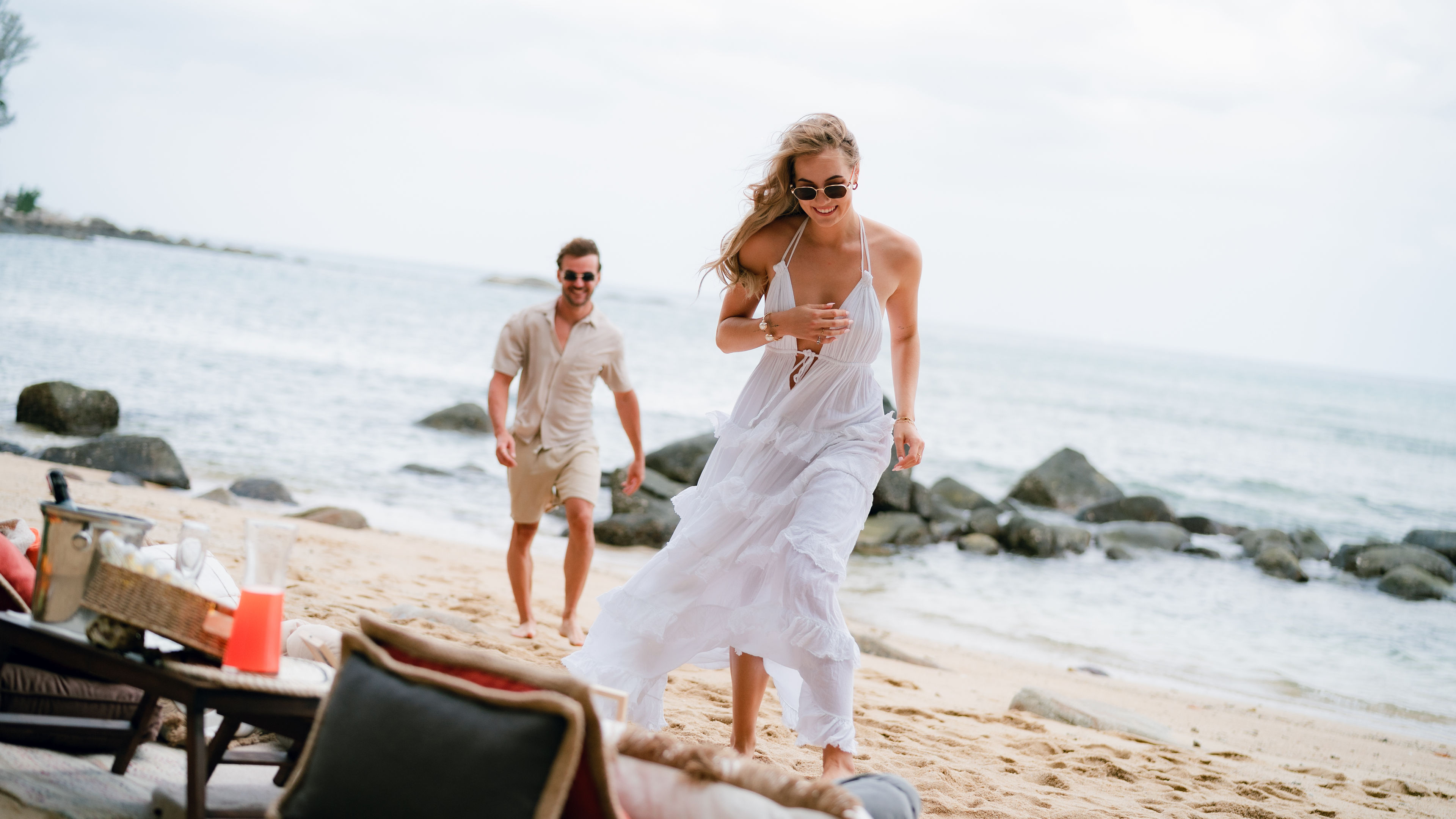 The Regency Secret Hideaway
 - スライド 6