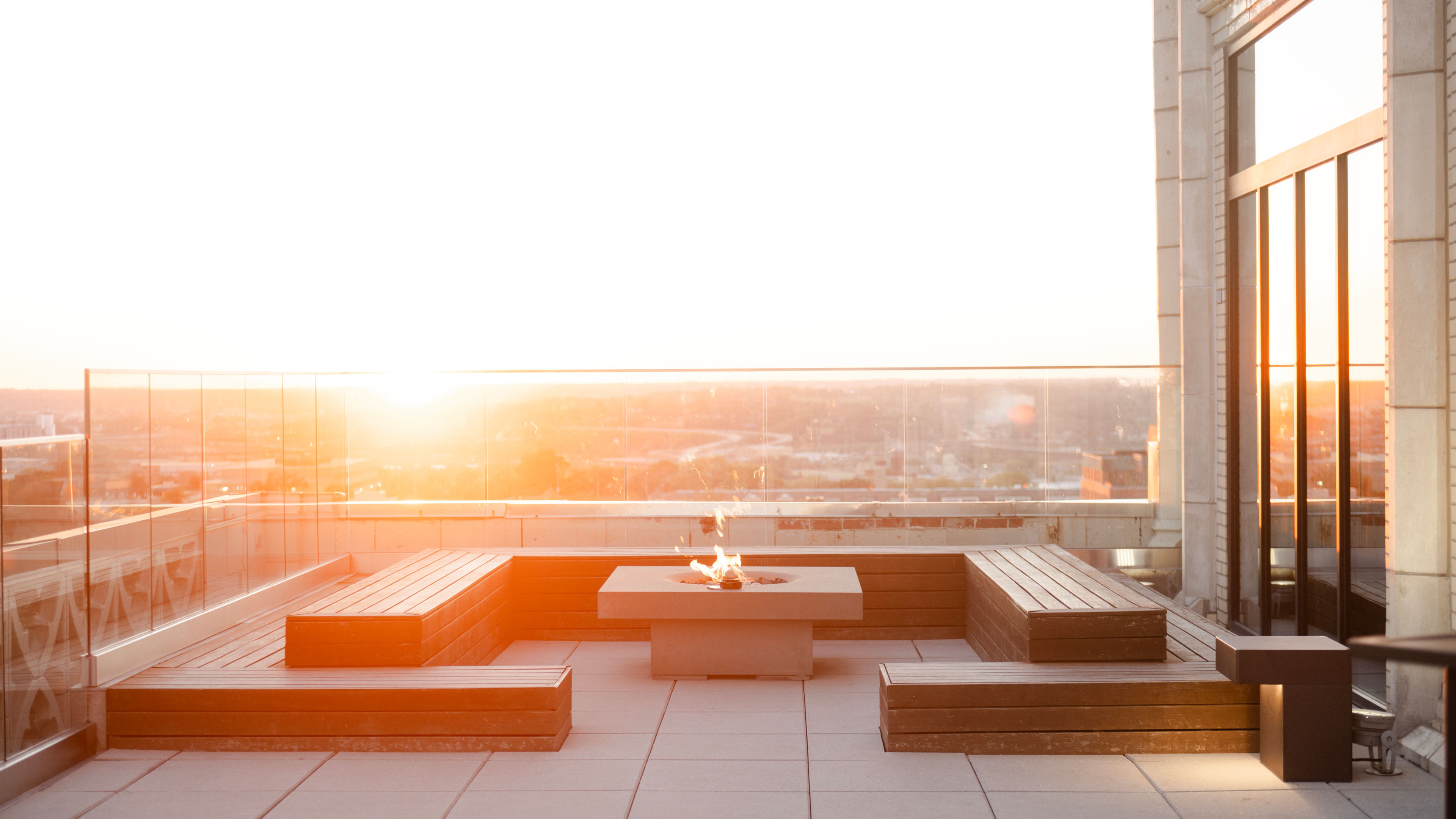 ROOFTOP BRUNCH at Hotel Kansas City - diapositive 8