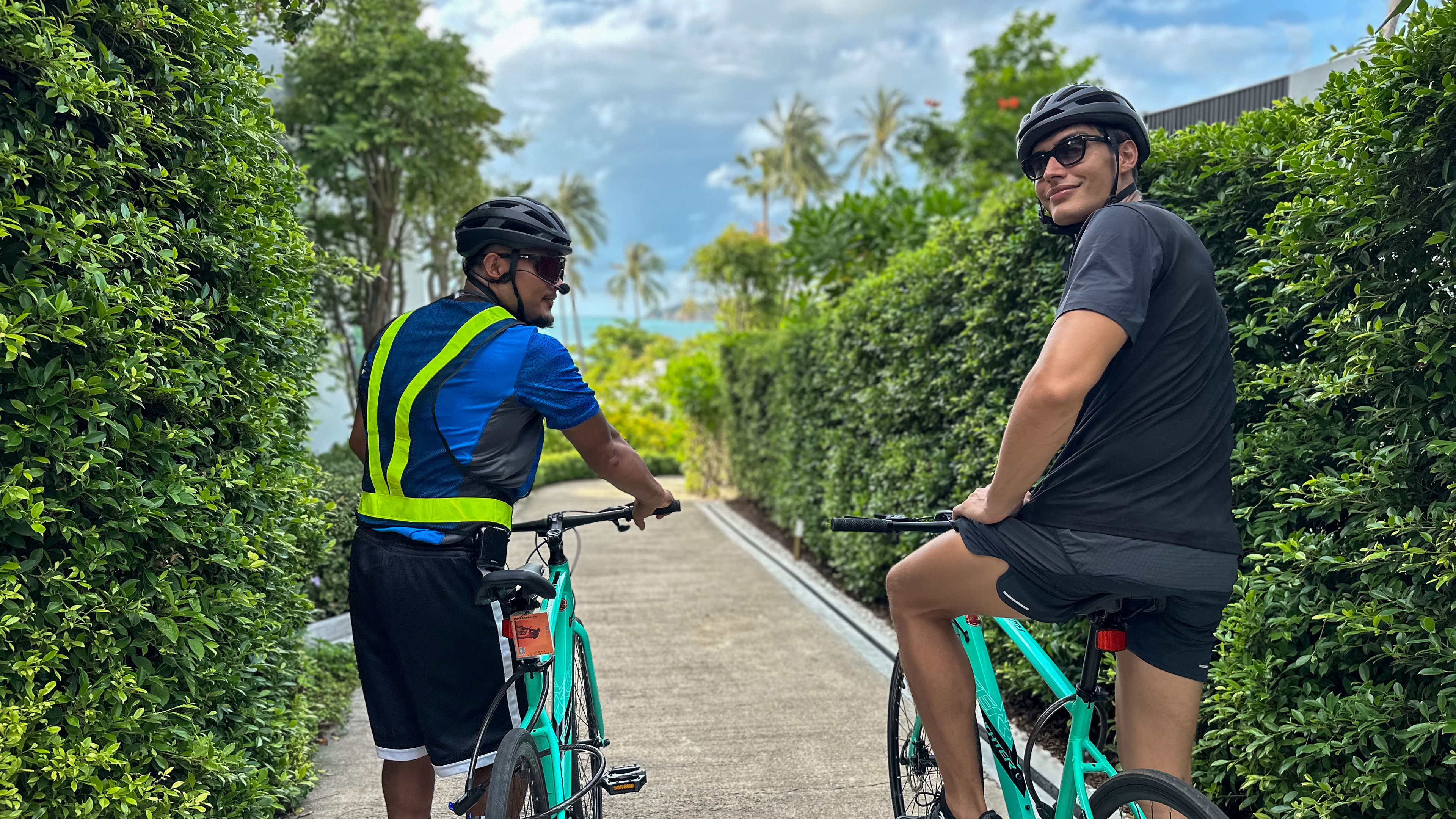 Guided Bicycle Samui Tour - slide 1