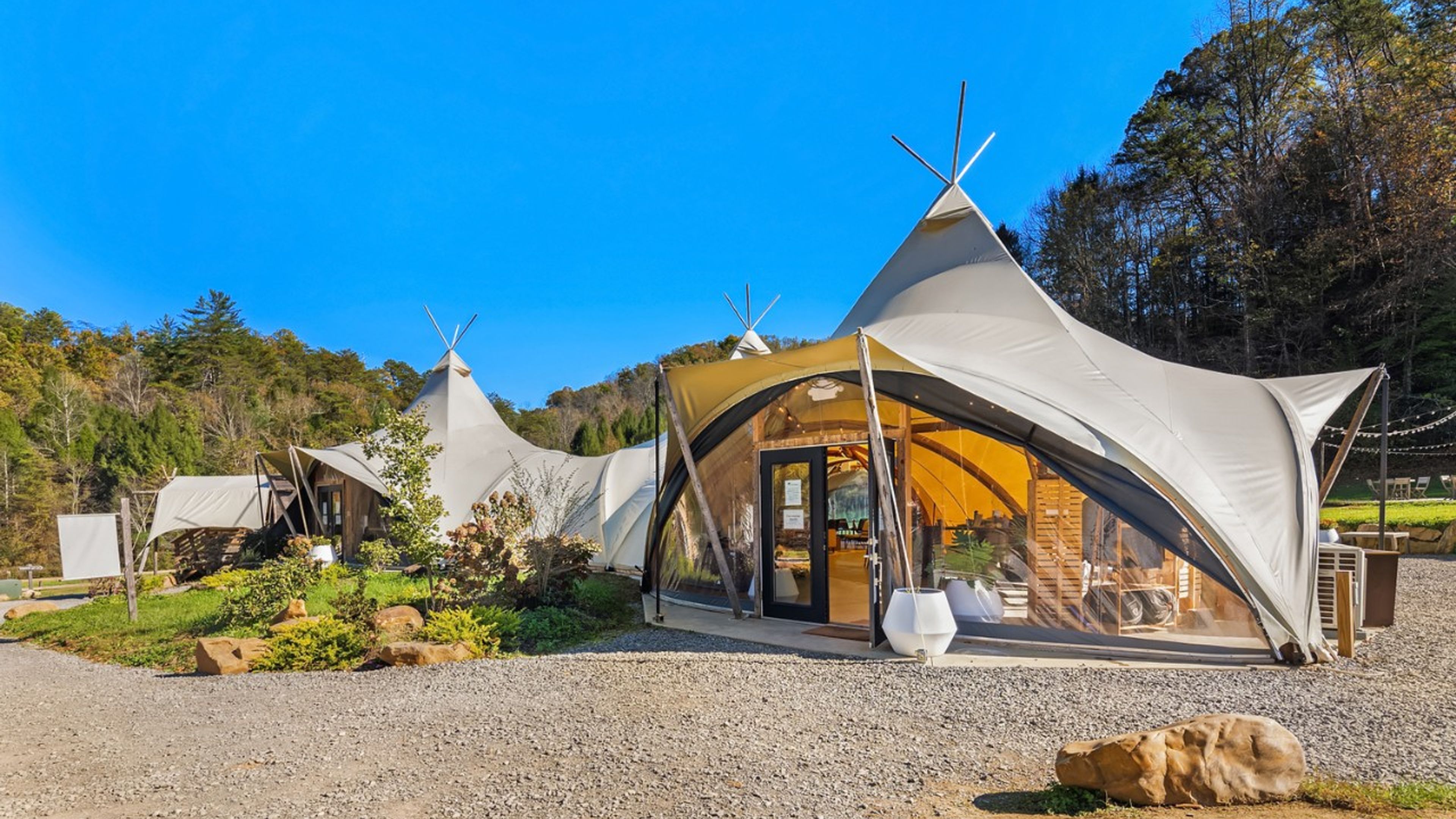 2-Night Stay for 2 at Under Canvas Great Smoky Mountains - slide 4