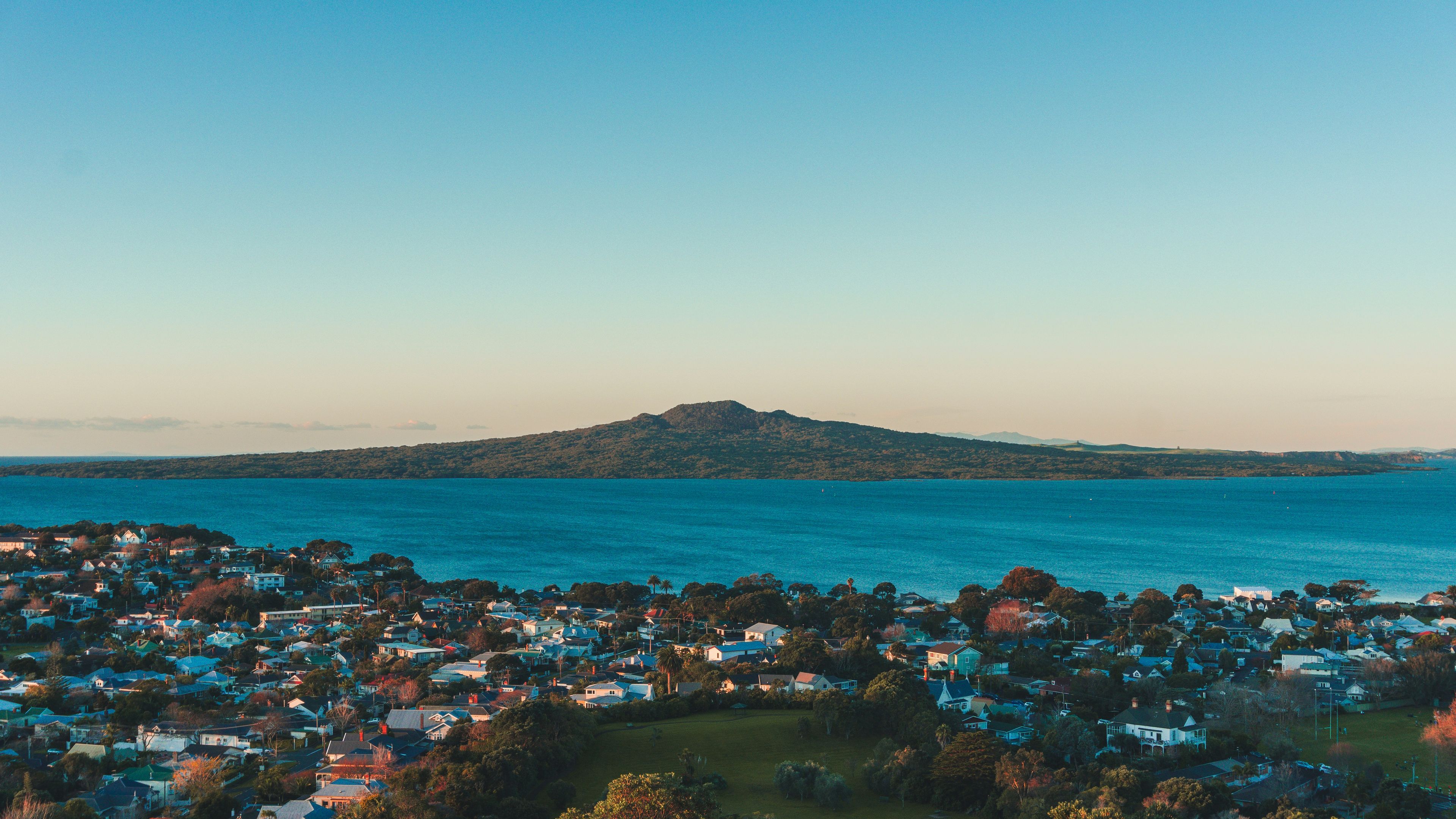 Rangitoto Summit Hike - slide 1