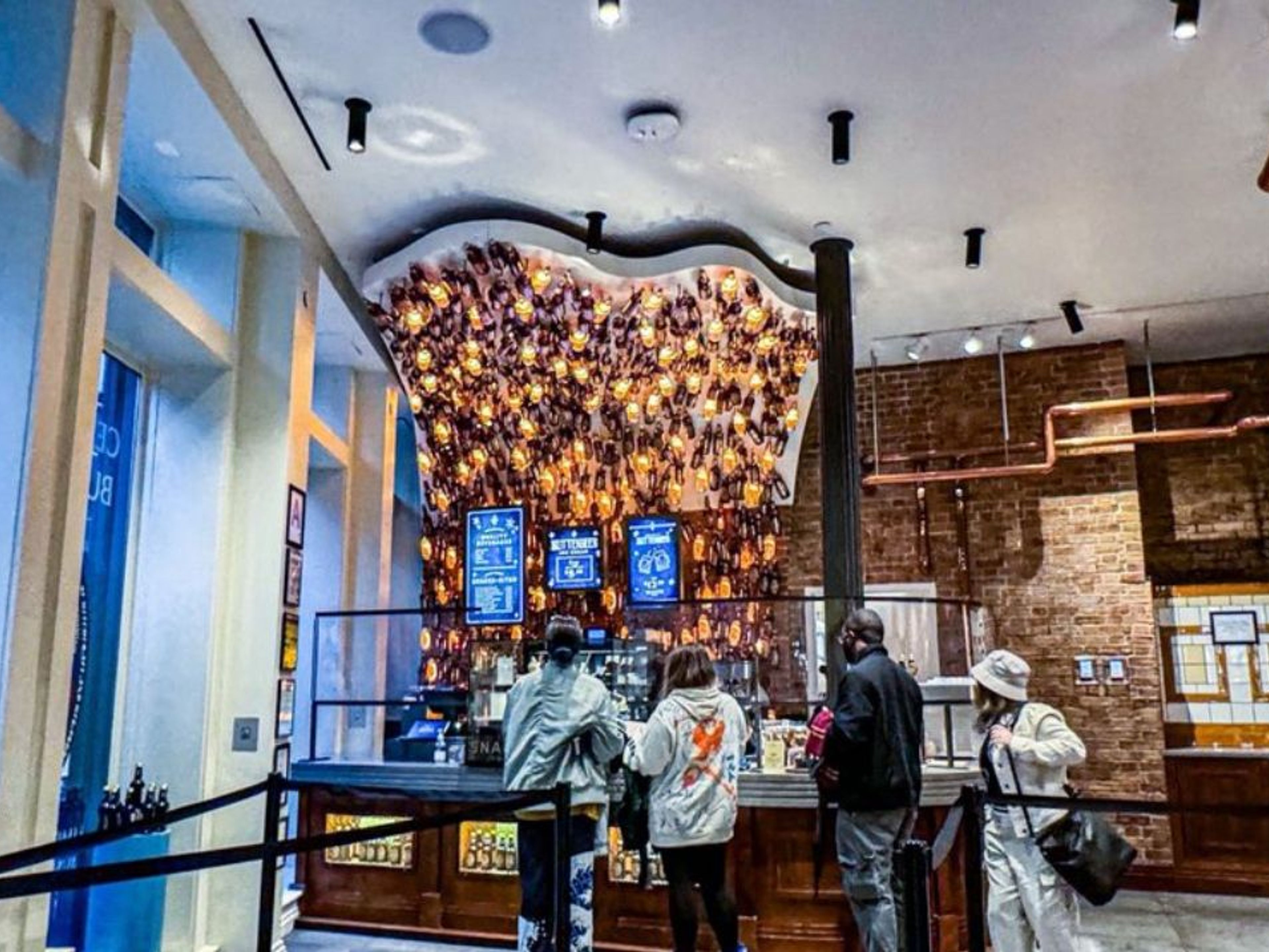 Pizza, Chocolate & City Fun: Flatiron Private Family Tour