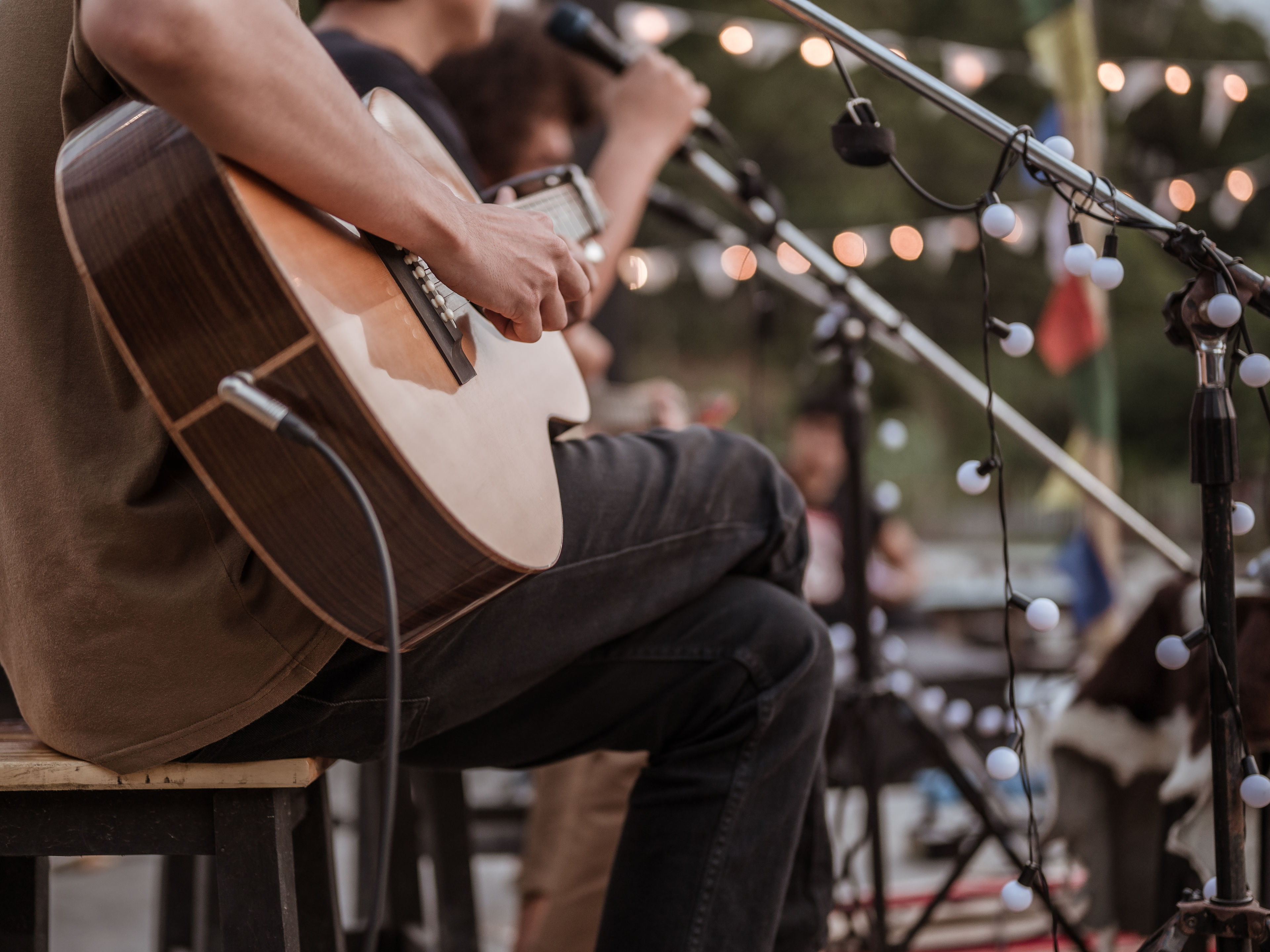 Evening Acoustic Sessions