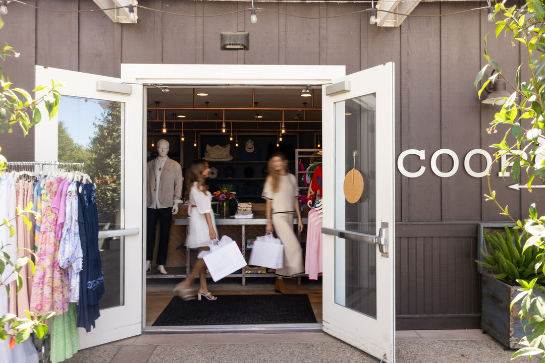 Christmas Sip & Shop