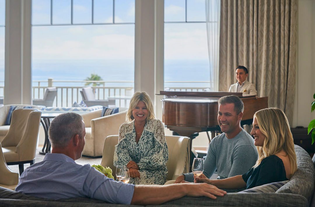 Live Entertainment at the Lobby Lounge