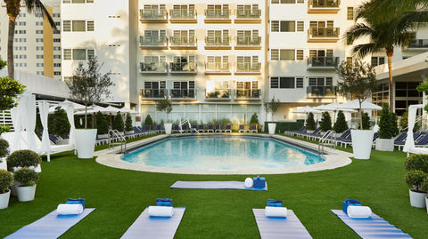 Beach Yoga Experience in Miami Beach