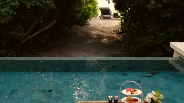 Floating Breakfast