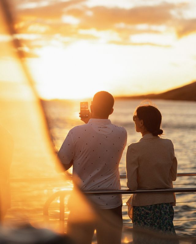 SUNSET SAILING