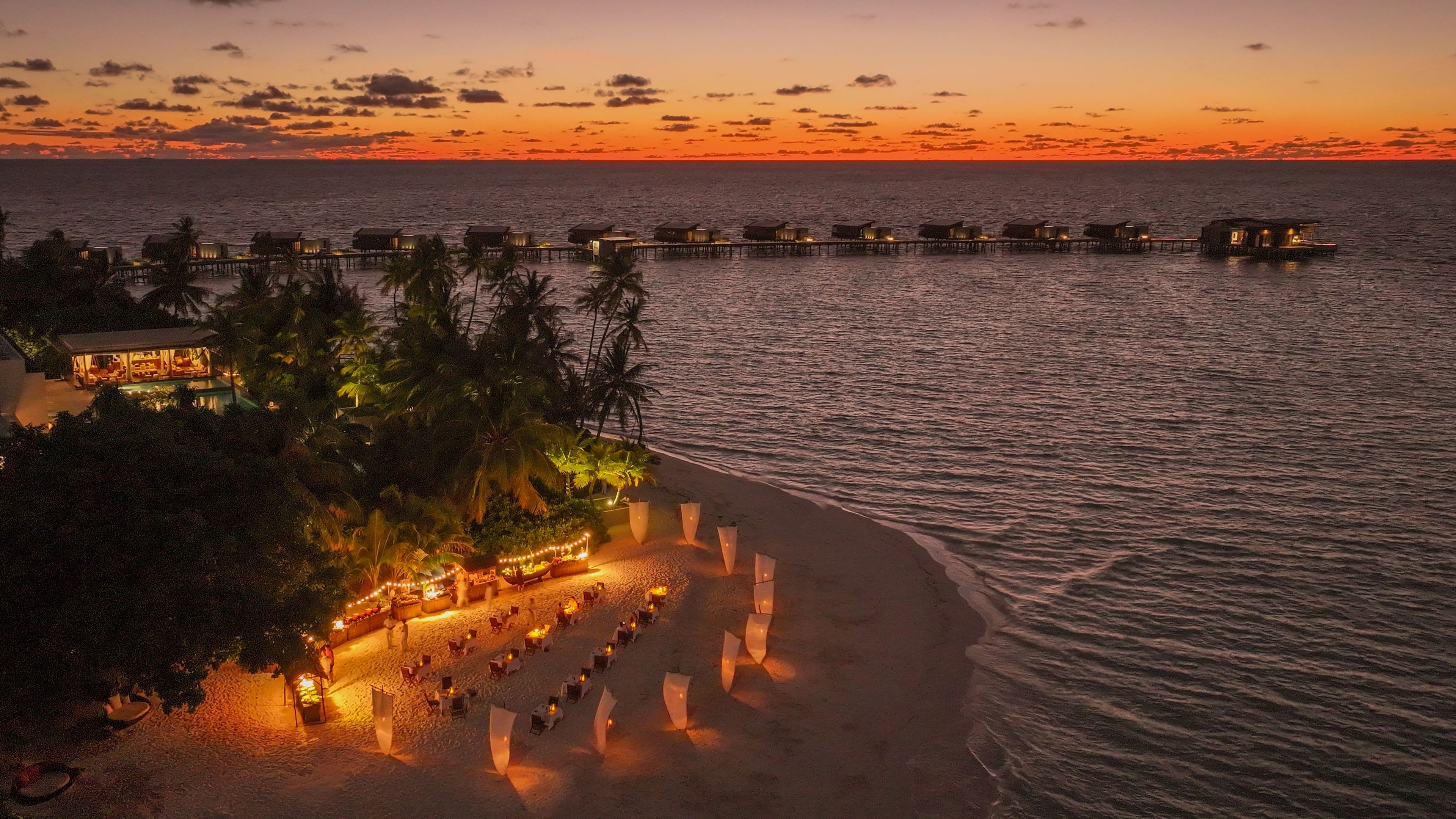 Beach Dining Under The Star - slide 1